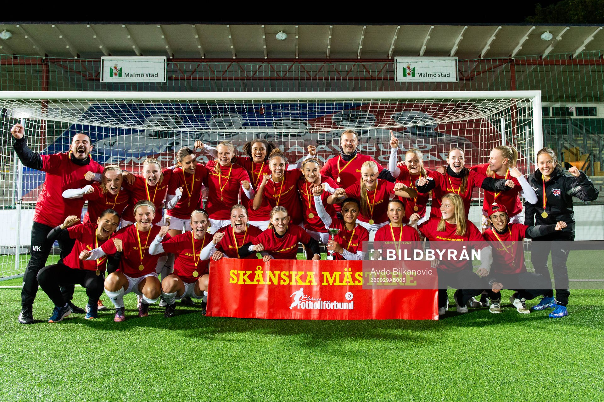 Rosengårds spelare jublar