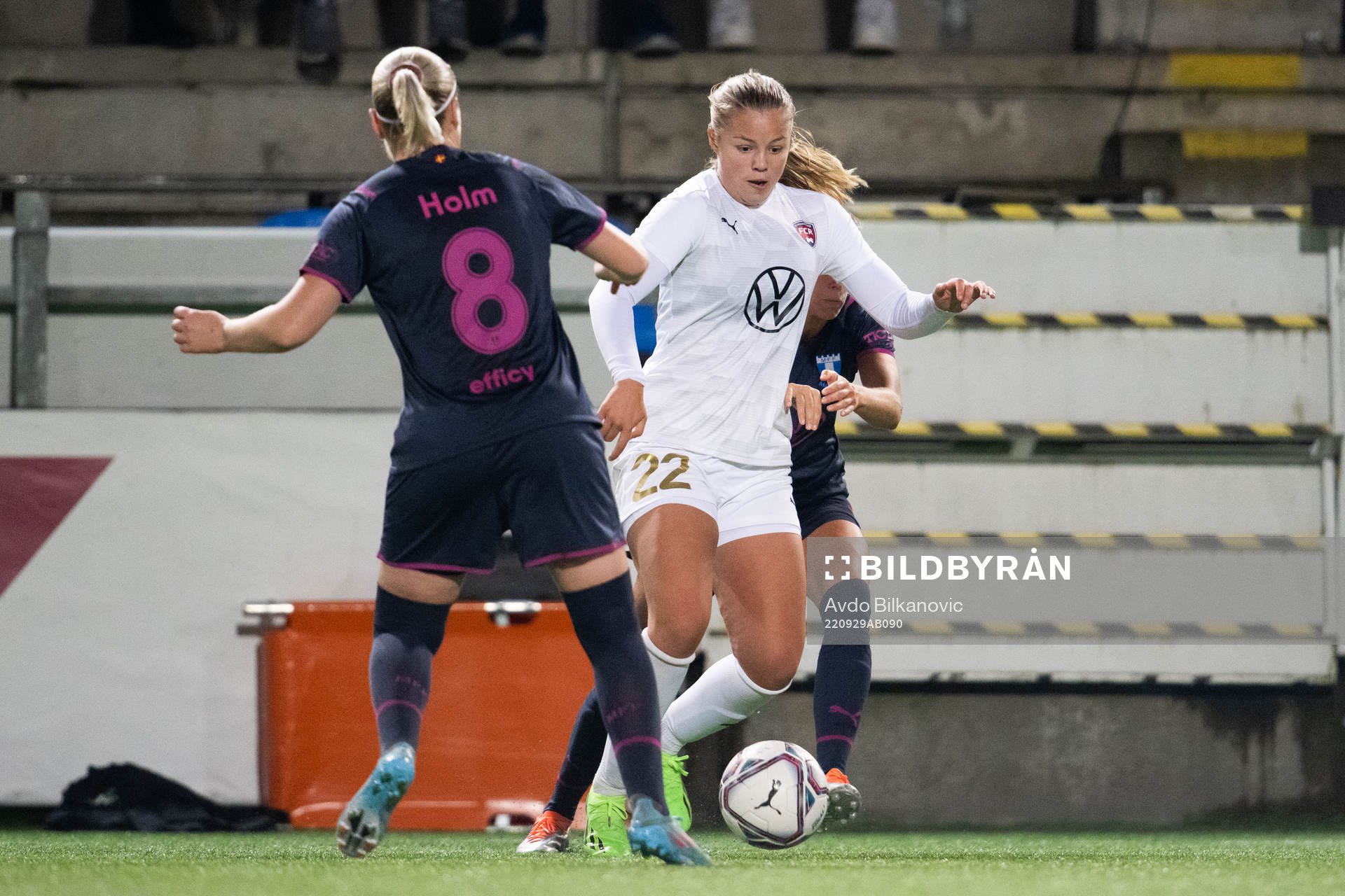 Rosengårds Tilde Björklund och Malmö FFs Rebecka Holm