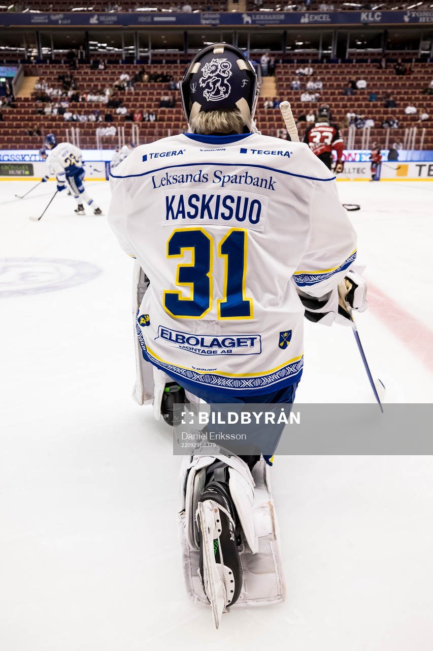 Leksands målvakt Kasimir Kaskisuo innan ishockeymatchen i