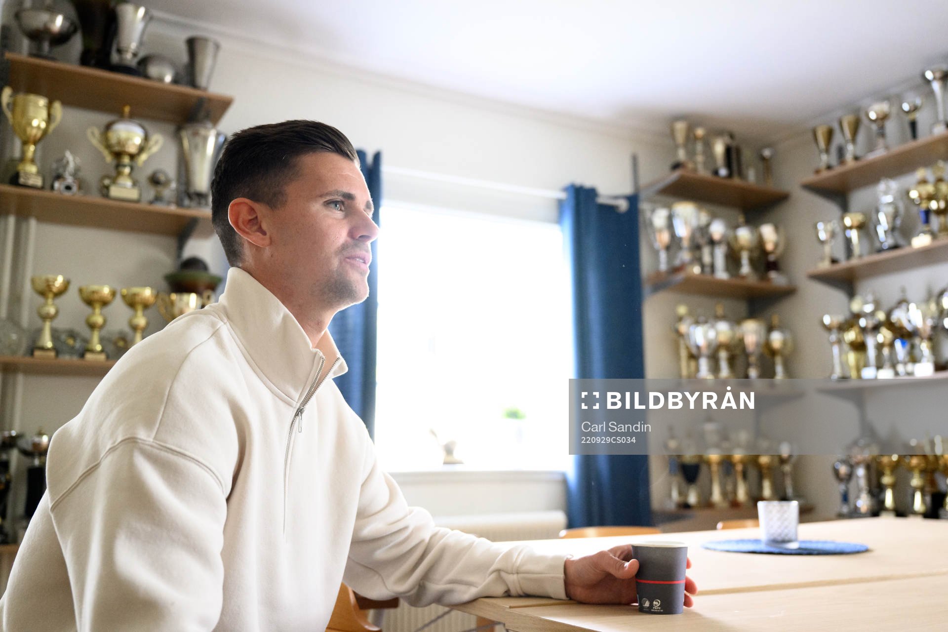 Värnamos Marcus Antonsson blir intervjuad