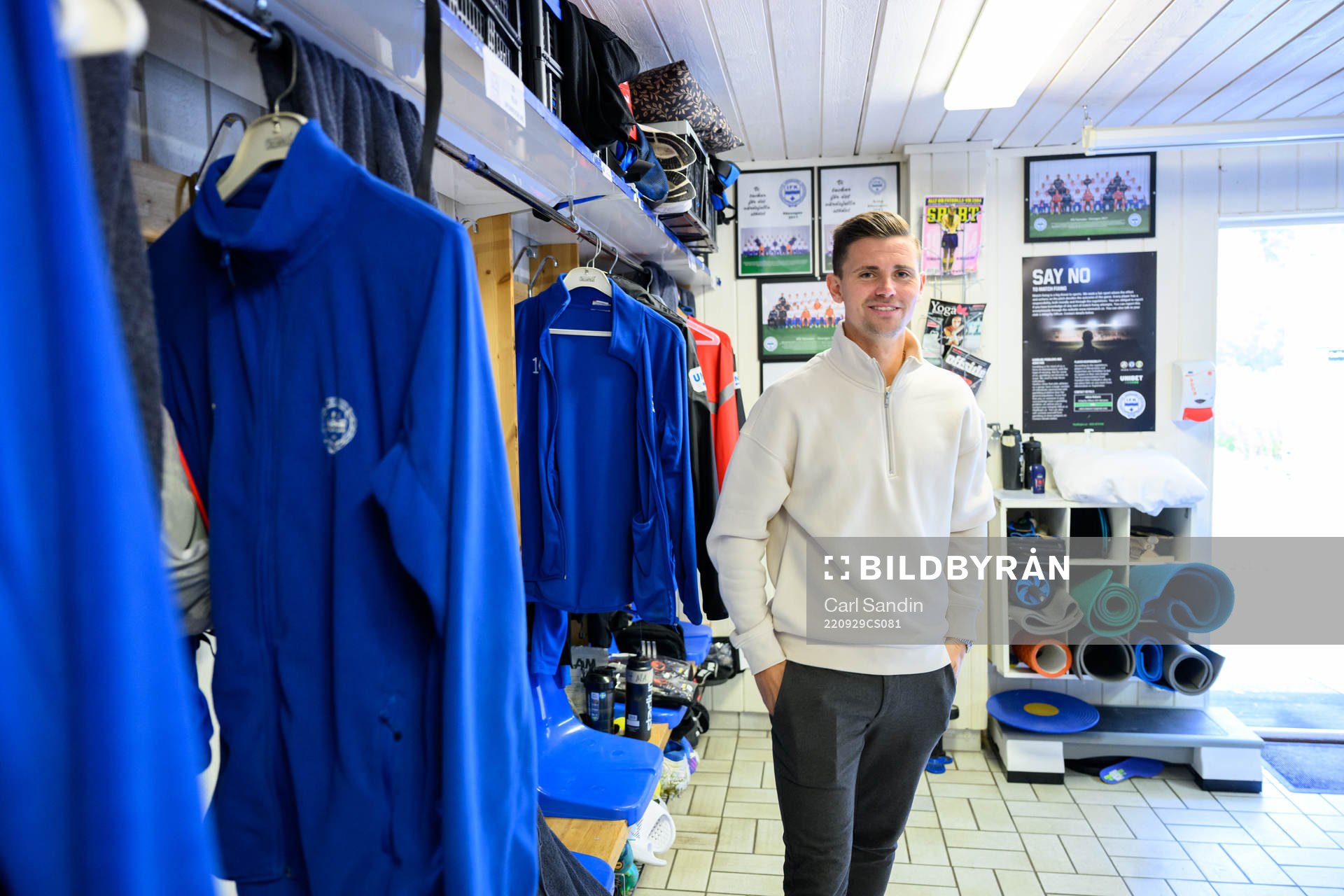 Värnamos Marcus Antonsson blir intervjuad
