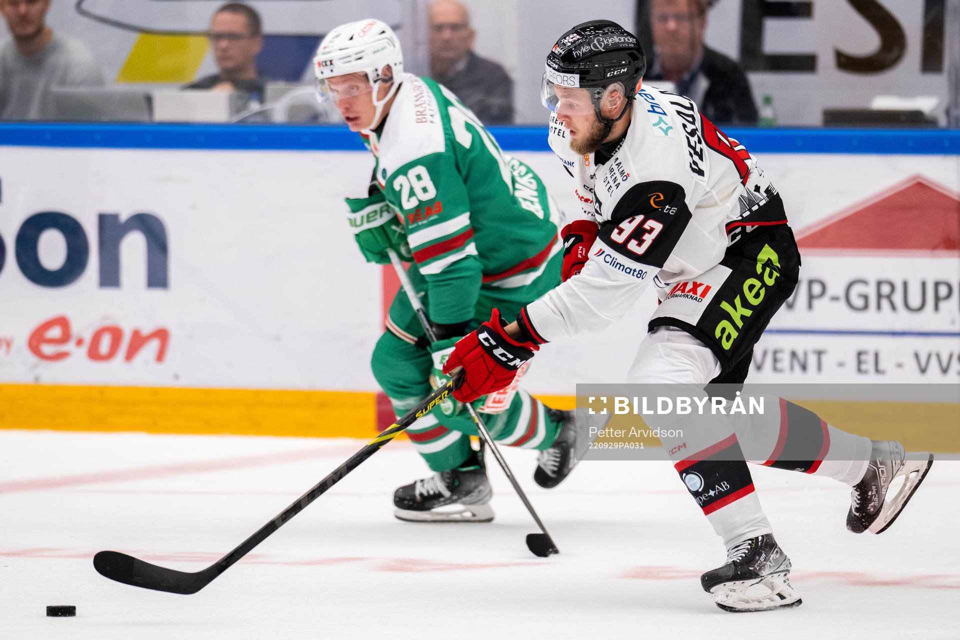 Malmö Redhawks Kristian Vesalainen och Rögles Anton