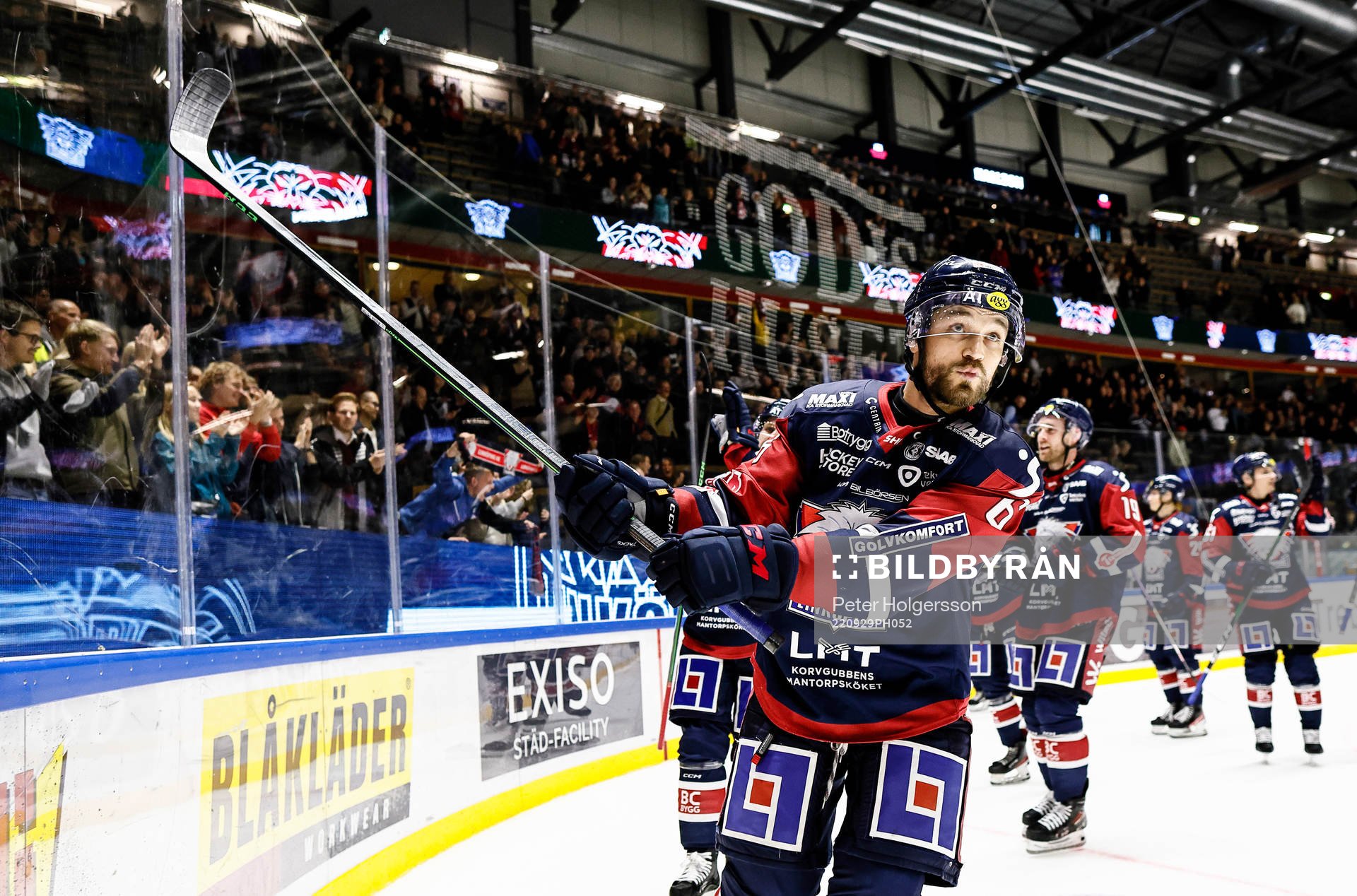 Linköpings Craig Schira jublar