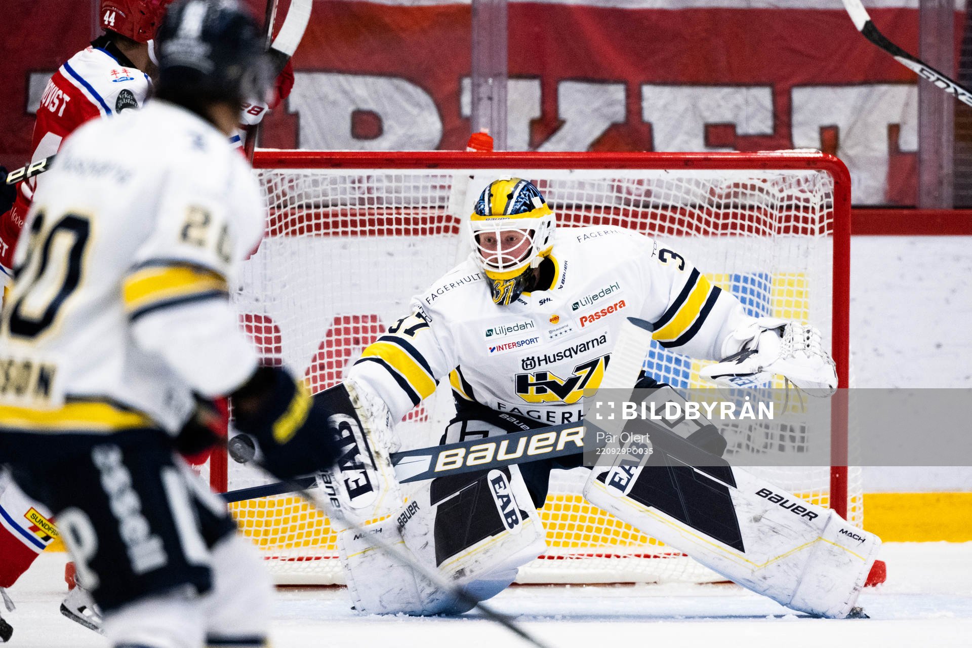 HV71s målvakt Jonas Gunnarsson