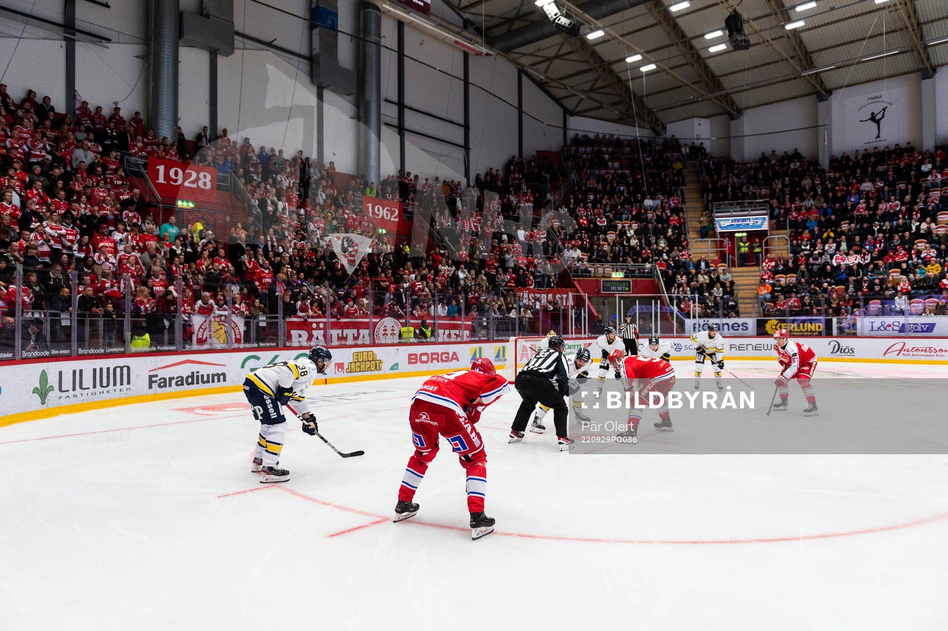 tekning i HV71s zon