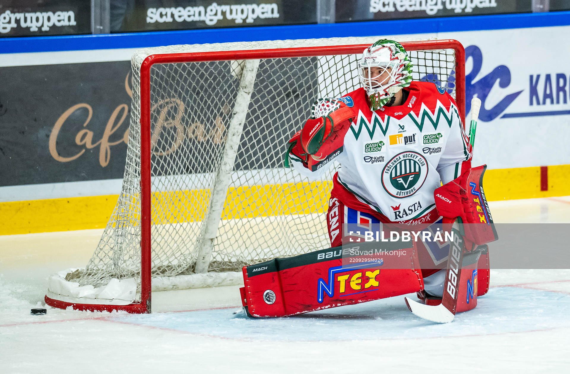 Frölundas målvakt Frederik Dichow