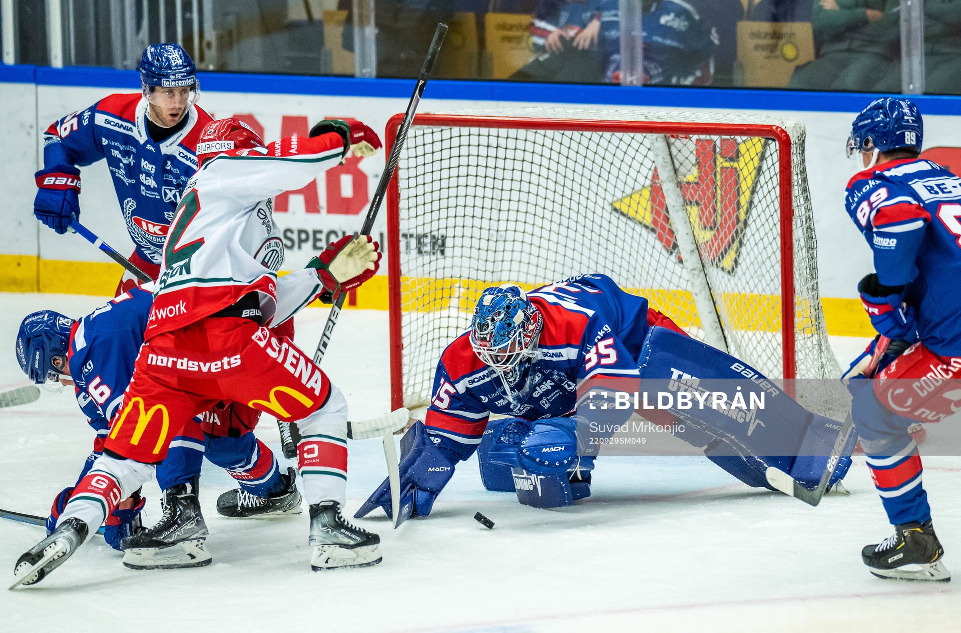 Frölundas Patrik Carlsson och Oskarshamns målvakt Joe