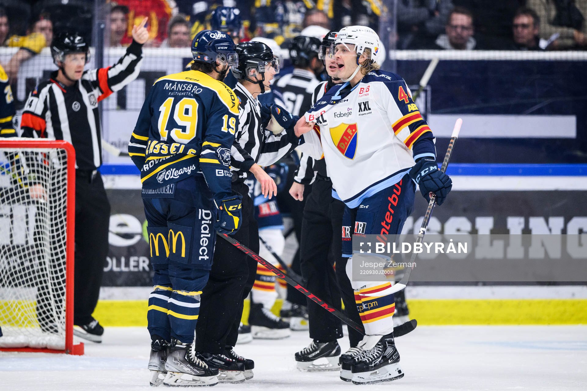 Södertäljes Cole Cassels och Djurgårdens Olle Liss