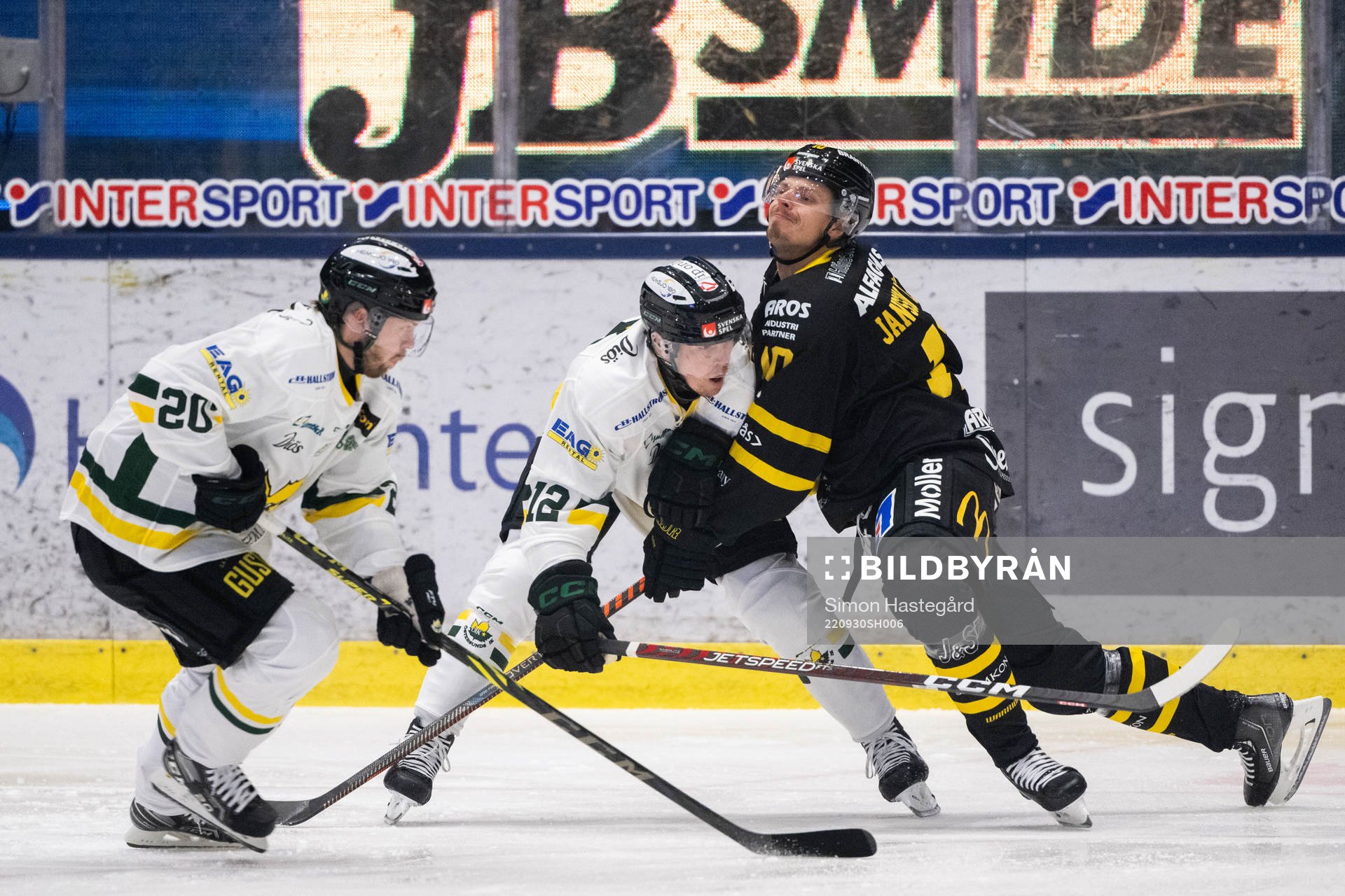 Östersunds Henrik Marklund och Linus Rotbakken mot