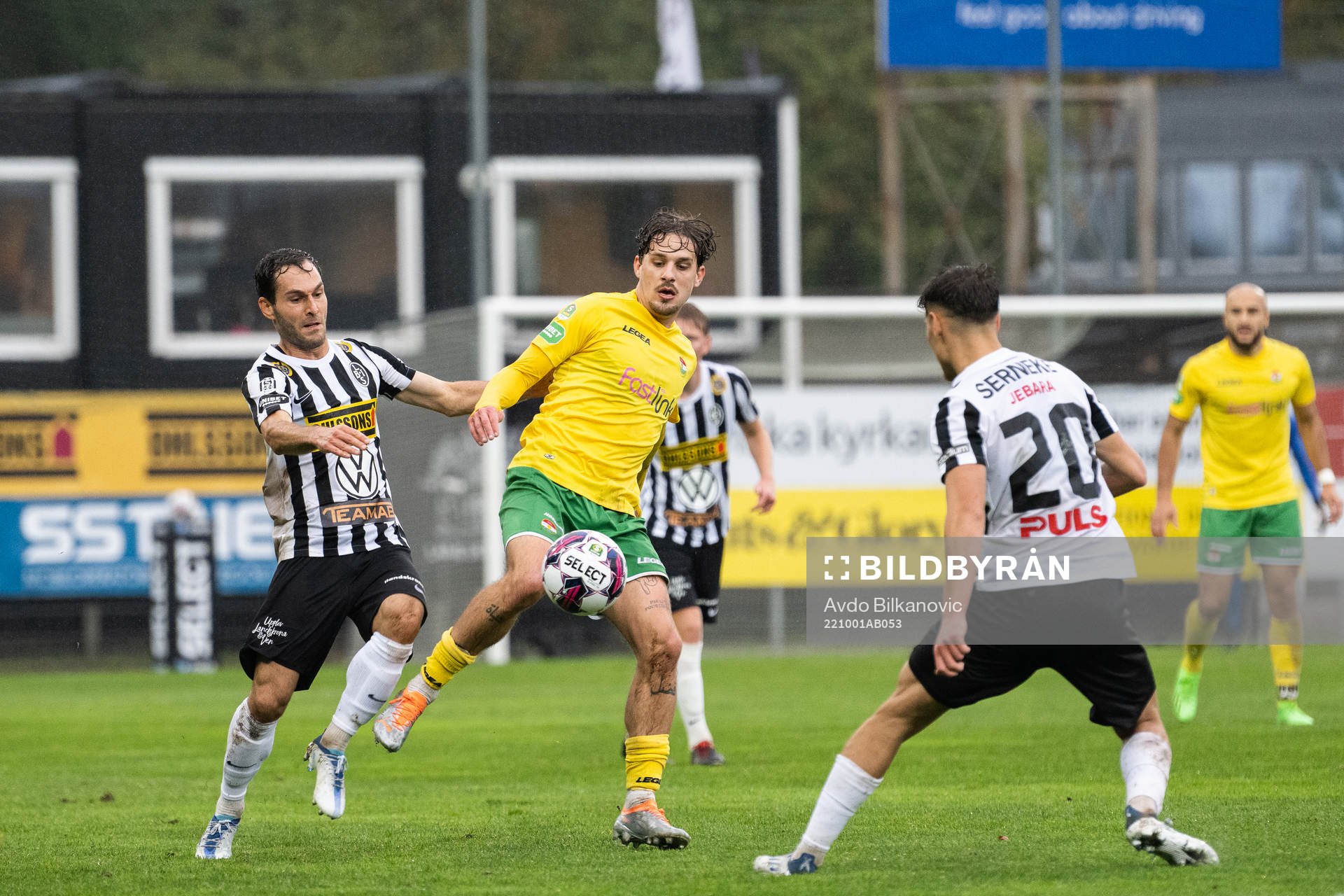 Landskronas Alexander Tkacz och Dalkurds Stefan Wolf