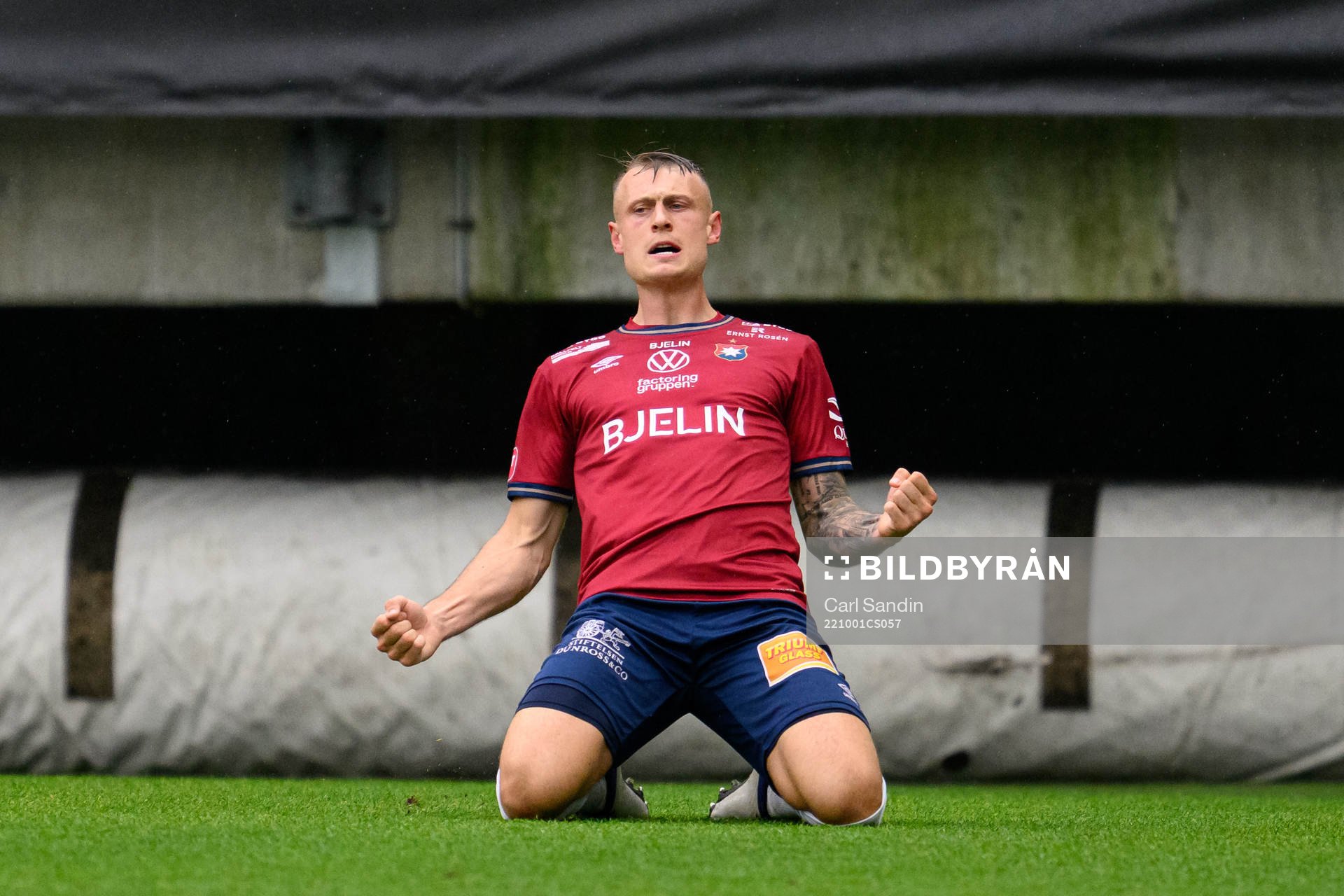 Örgrytes Marcus Haglind Sangre jublar