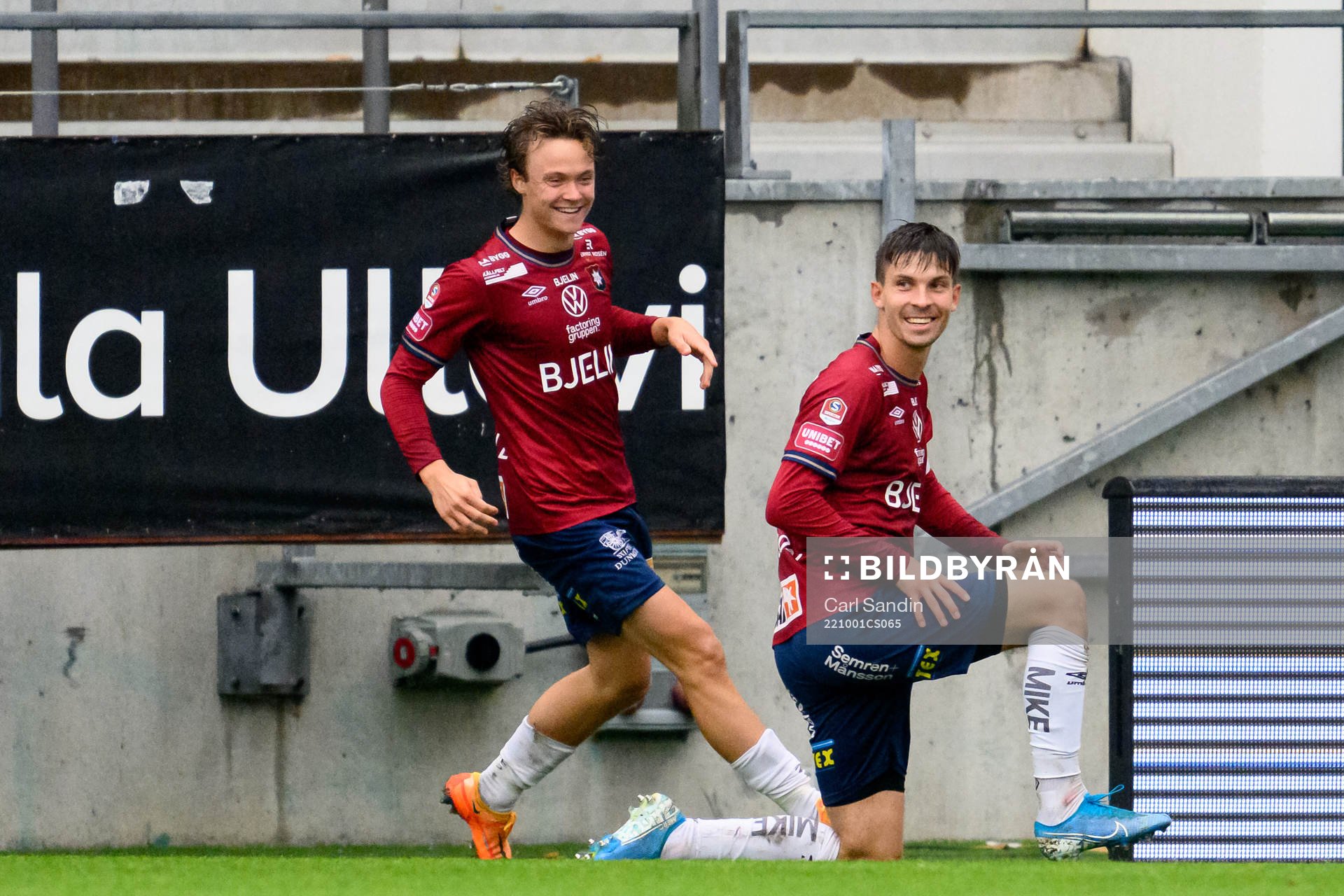 Örgrytes Herman Sjögrell och Daniel Paulson jublar