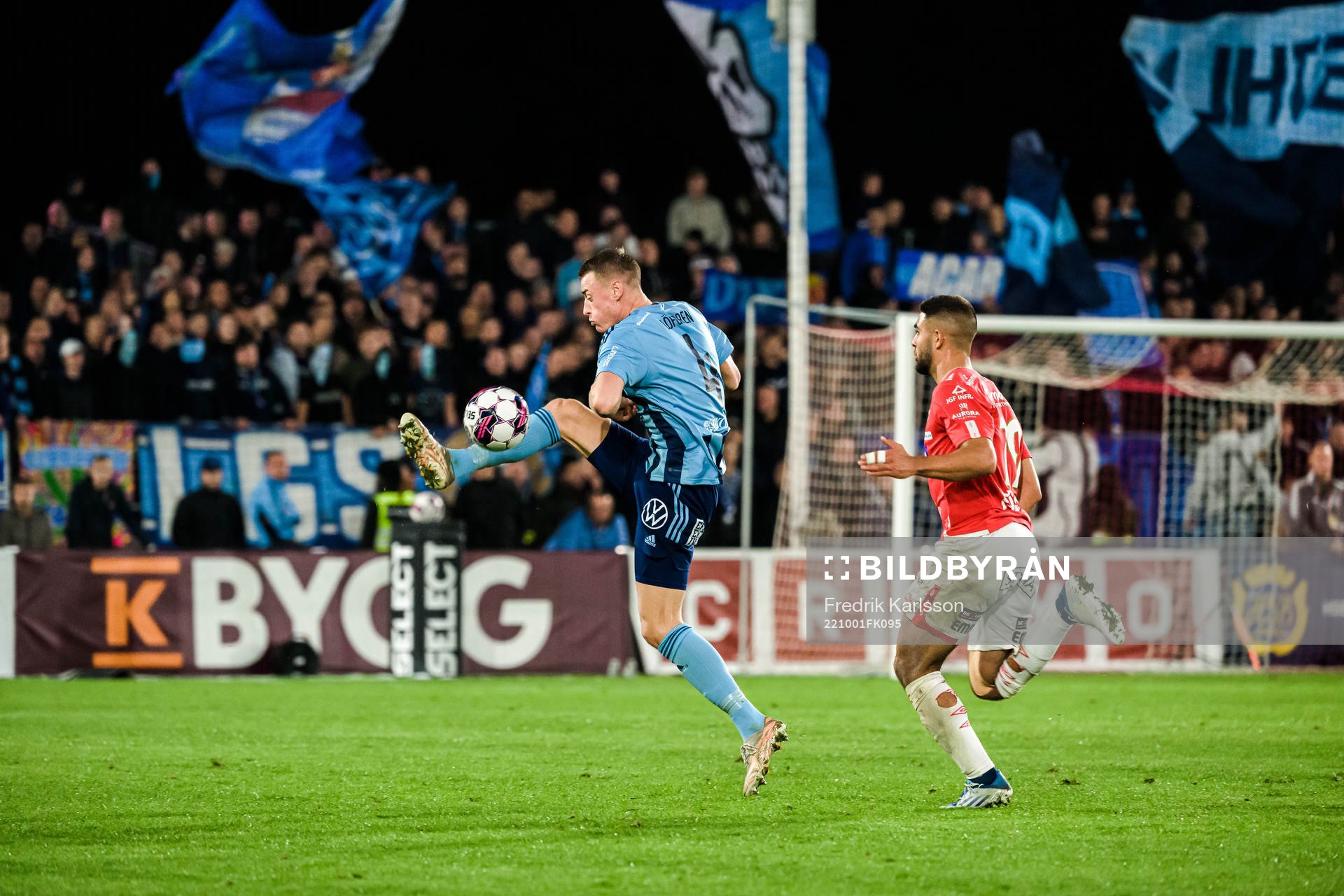 Djurgårdens Jesper Löfgren och Degerfors Omar Faraj