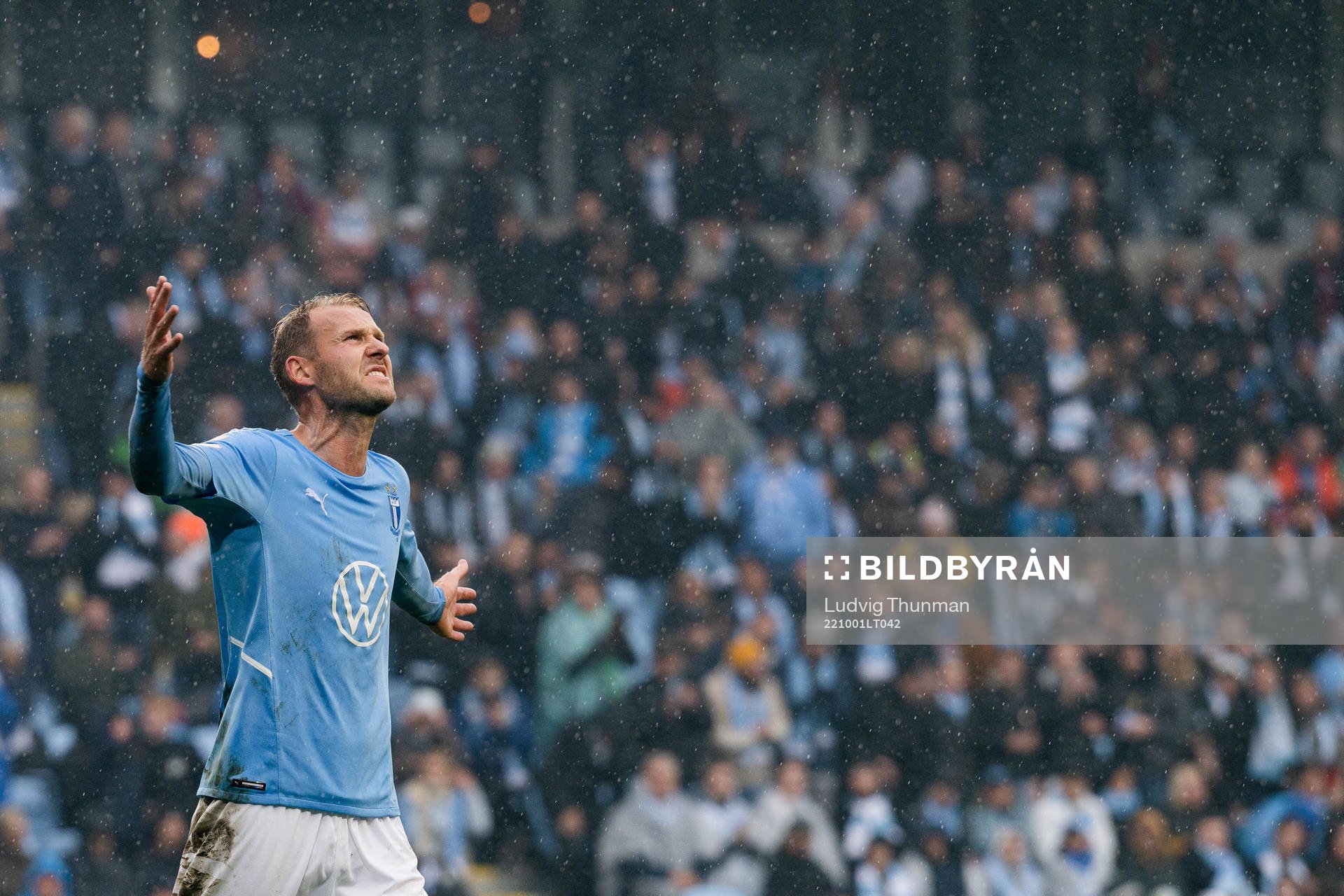 Malmö FFs Ola Toivonen deppar