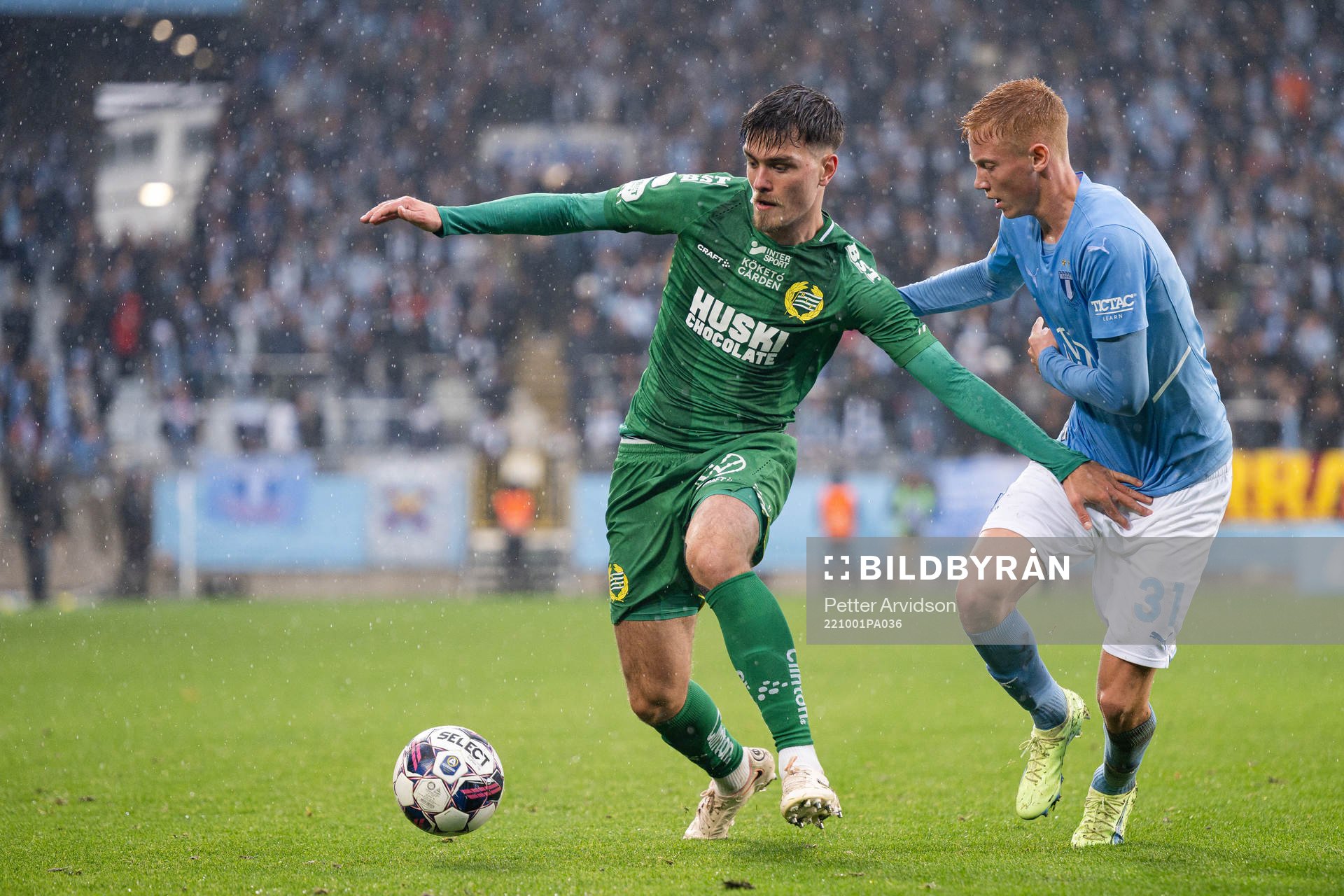 Hammarbys Pavle Vagic och Malmö FFs Hugo Larsson