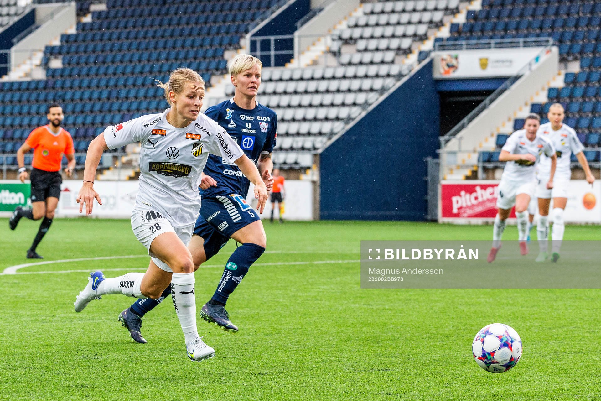 Häckens Anna Anvegård och Linköpings Nilla Fischer