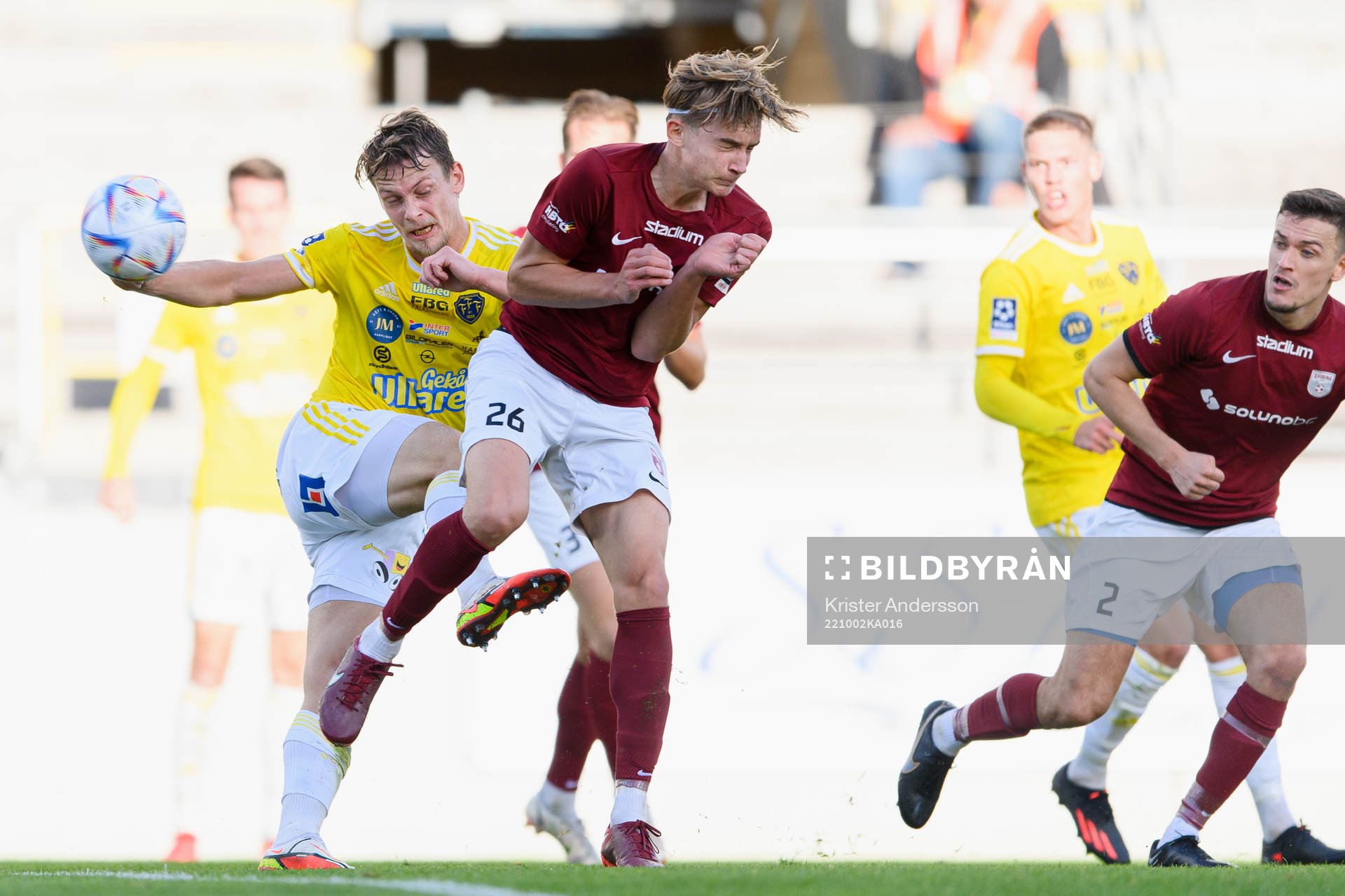 Falkenbergs Robin Hofsö och Qvidings Johannes Engvall