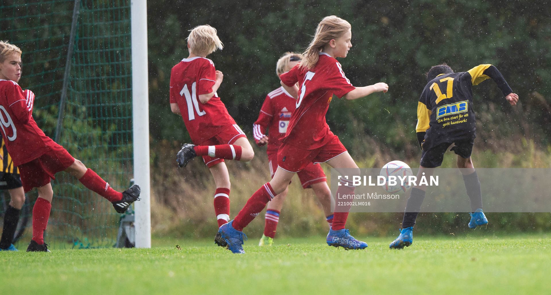 i matchen för pojkar födda 2012, U10, mellan IFK