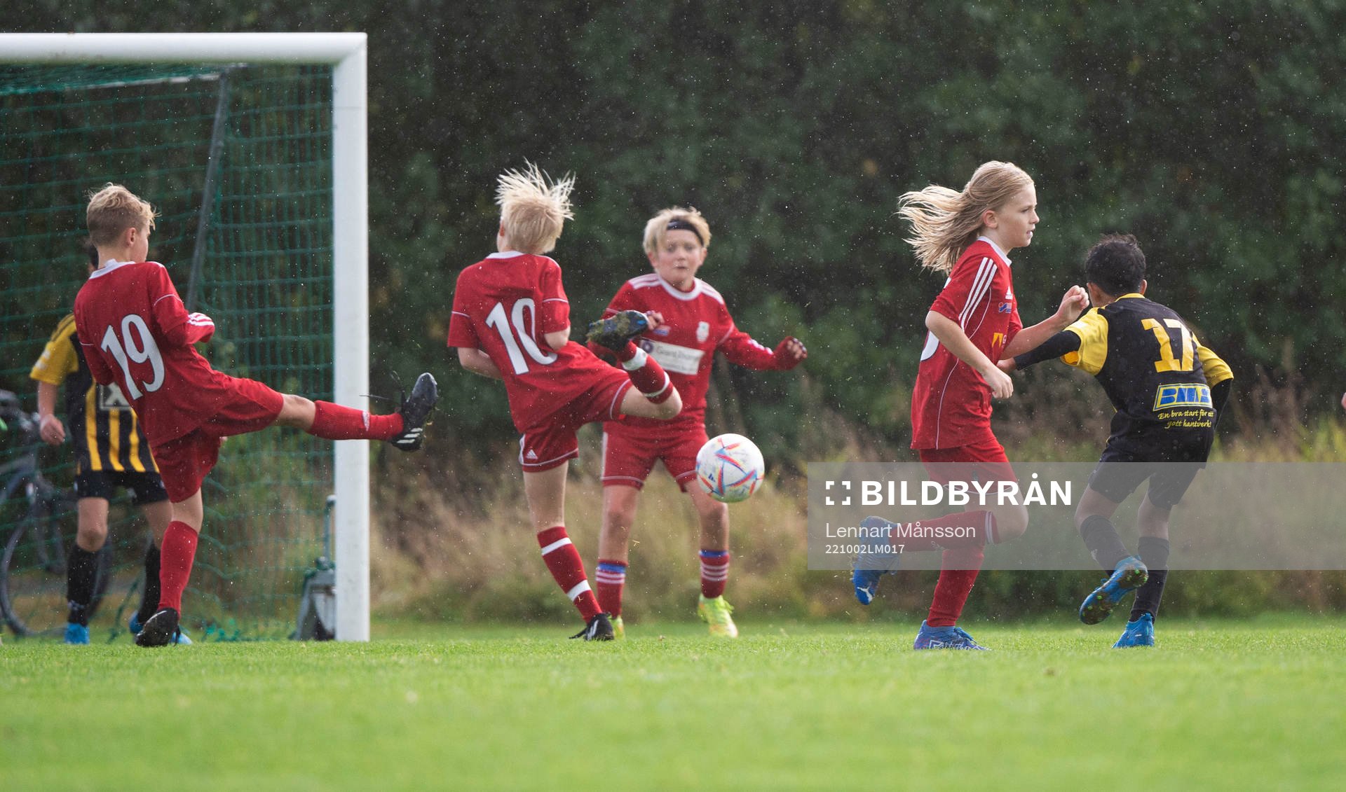 i matchen för pojkar födda 2012, U10, mellan IFK
