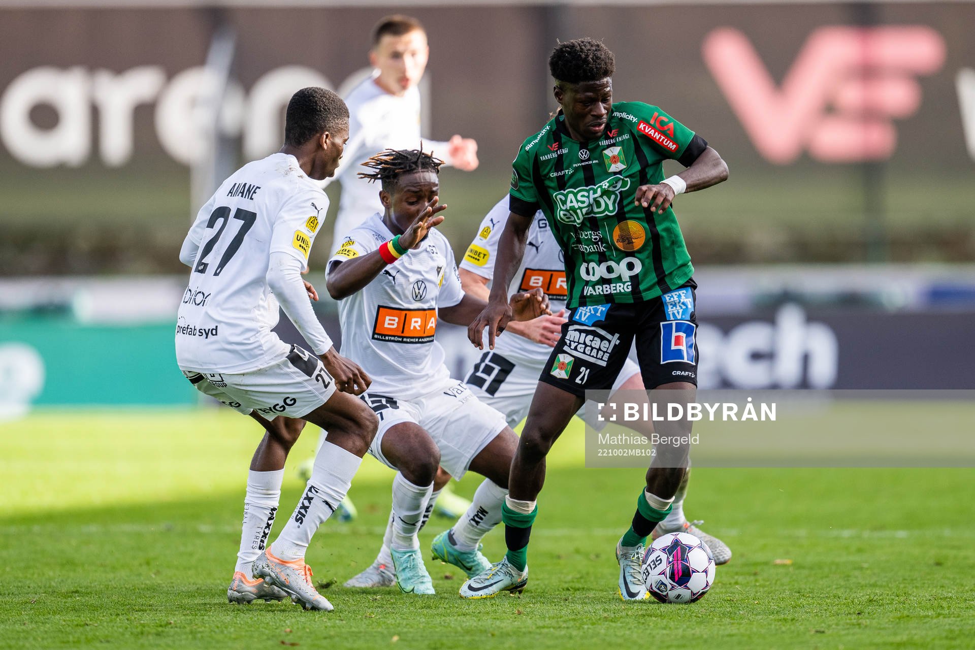 Häckens Akoua Romeo Amane och Ibrahim Sadiq