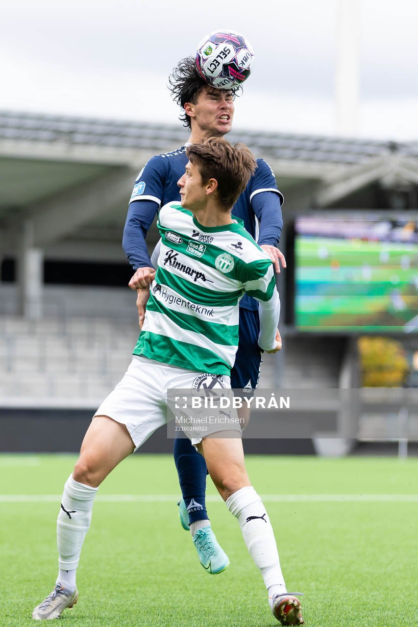 Utsiktens William Milovanovic och Västerås SKs Olle Edlund