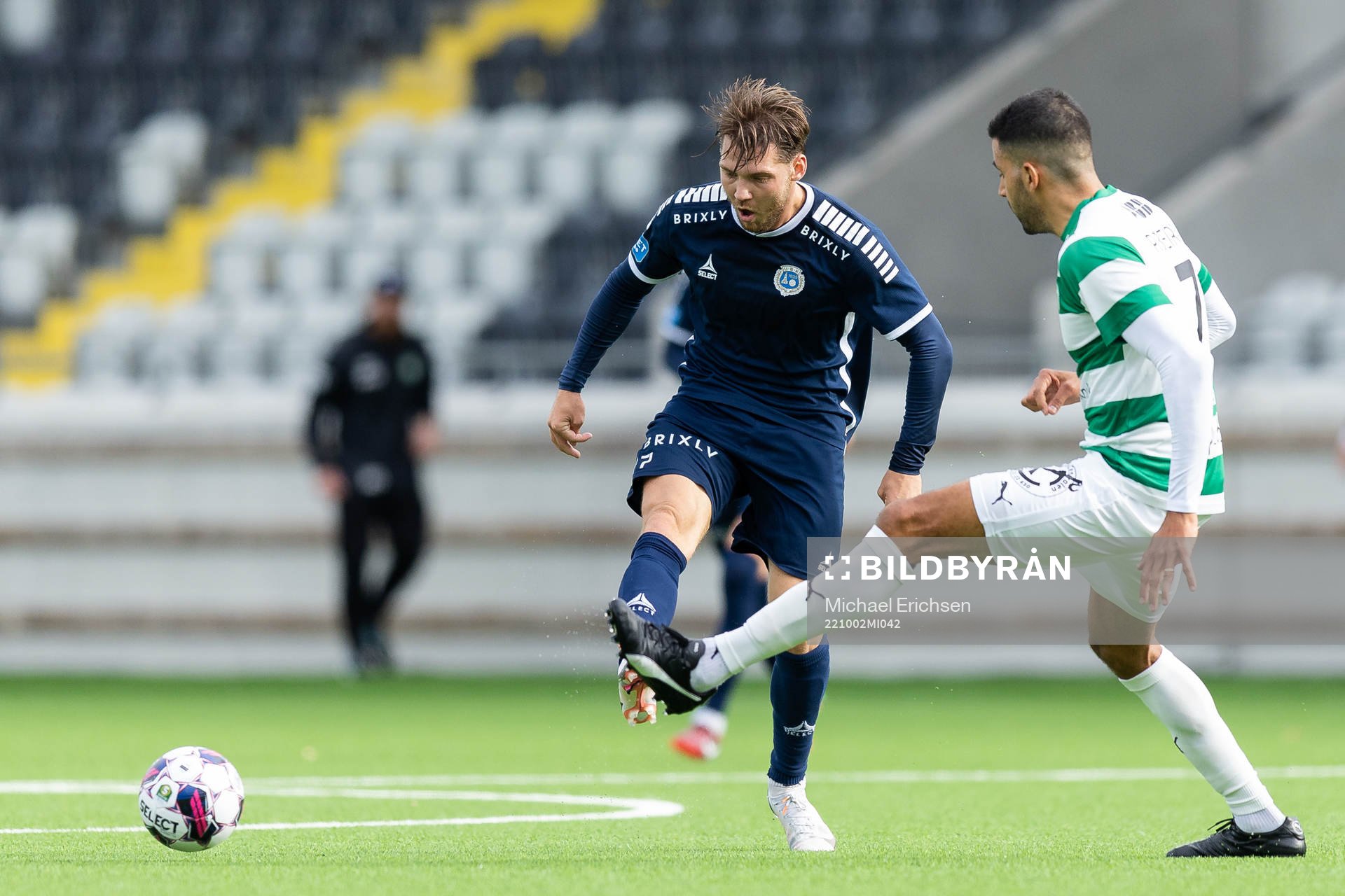 Utsiktens Karl Bohm och Västerås SKs Pedro Ribeiro