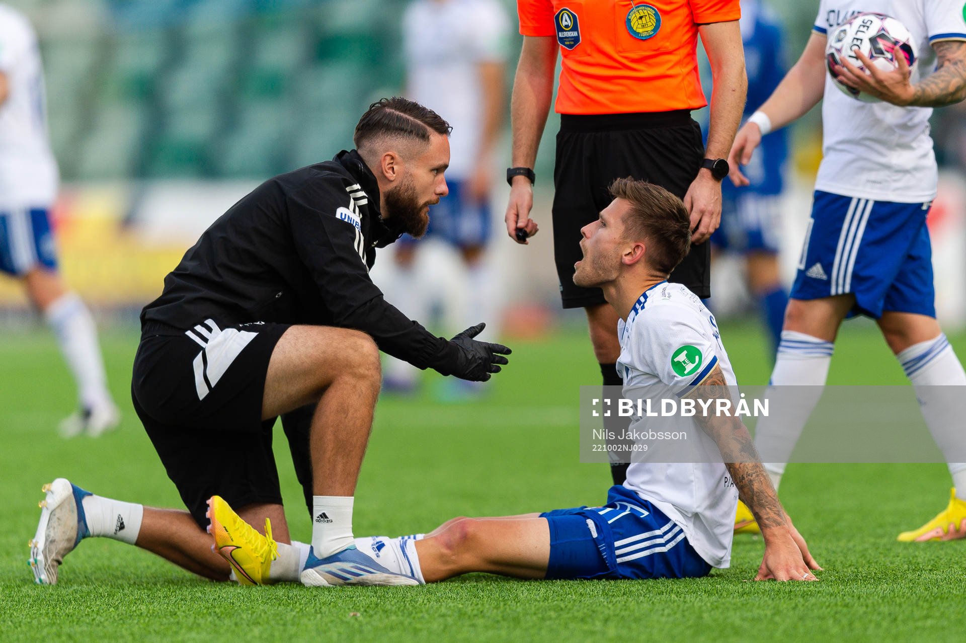 IFK Norrköpings Arnor Traustason har ont
