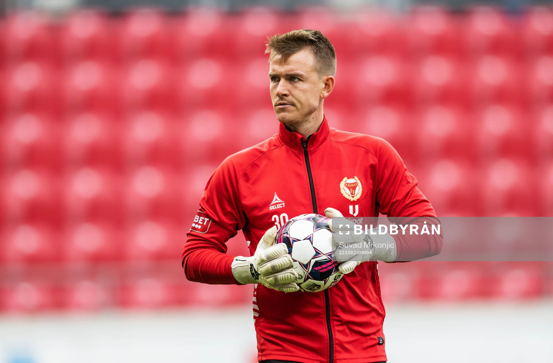 Kalmars målvakt Jakob Kindberg inför  fotbollsmatchen i Allsvenskan mellan Kalmar och Helsingborg den 2 oktober 2022 i Kalmar. 