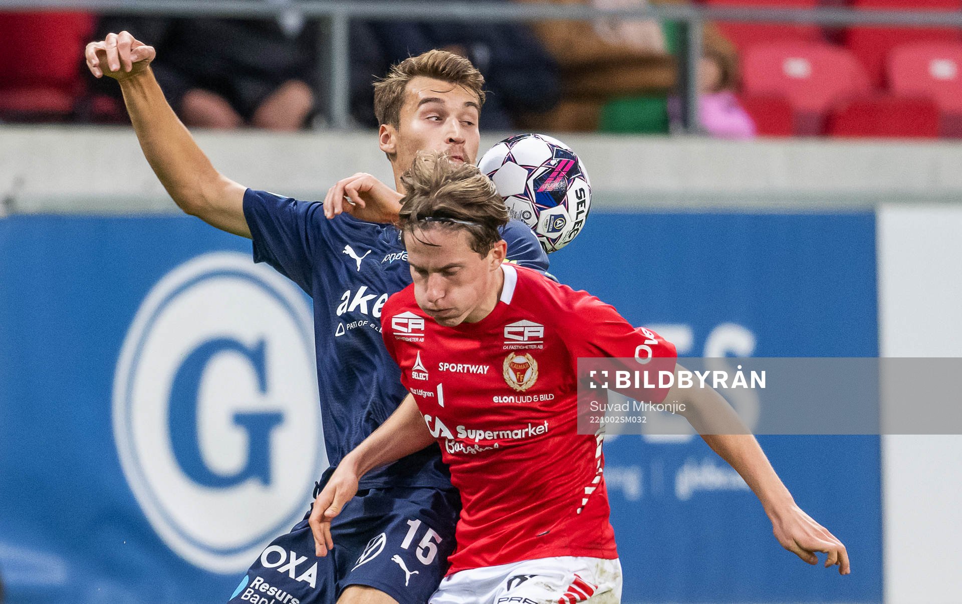 Helsingborgs Rasmus Wiedesheim-Paul och Kalmars Simon Skrabb