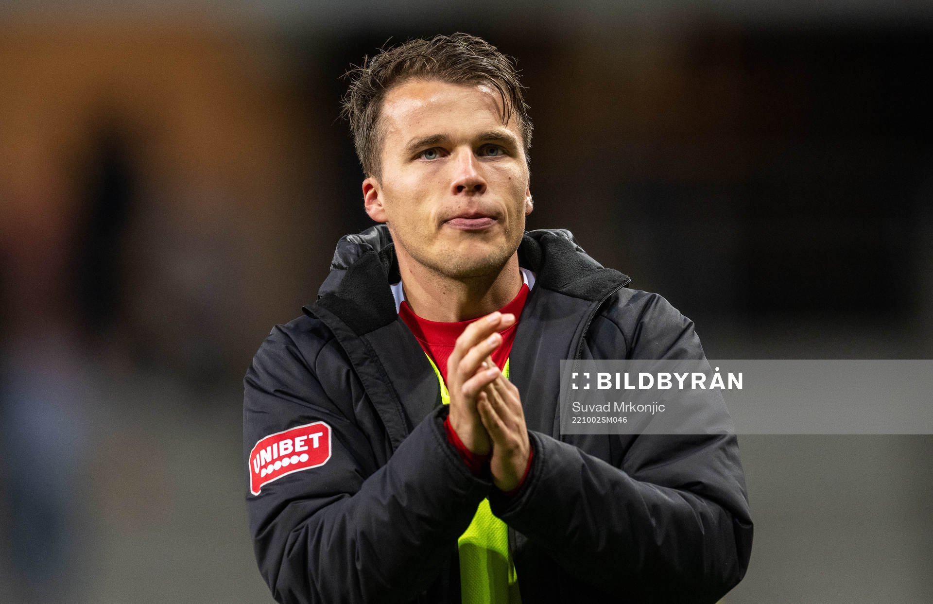Kalmars Simon Skrabb jublar efter fotbollsmatchen i Allsvenskan mellan Kalmar och Helsingborg den 2 oktober 2022 i Kalmar. 