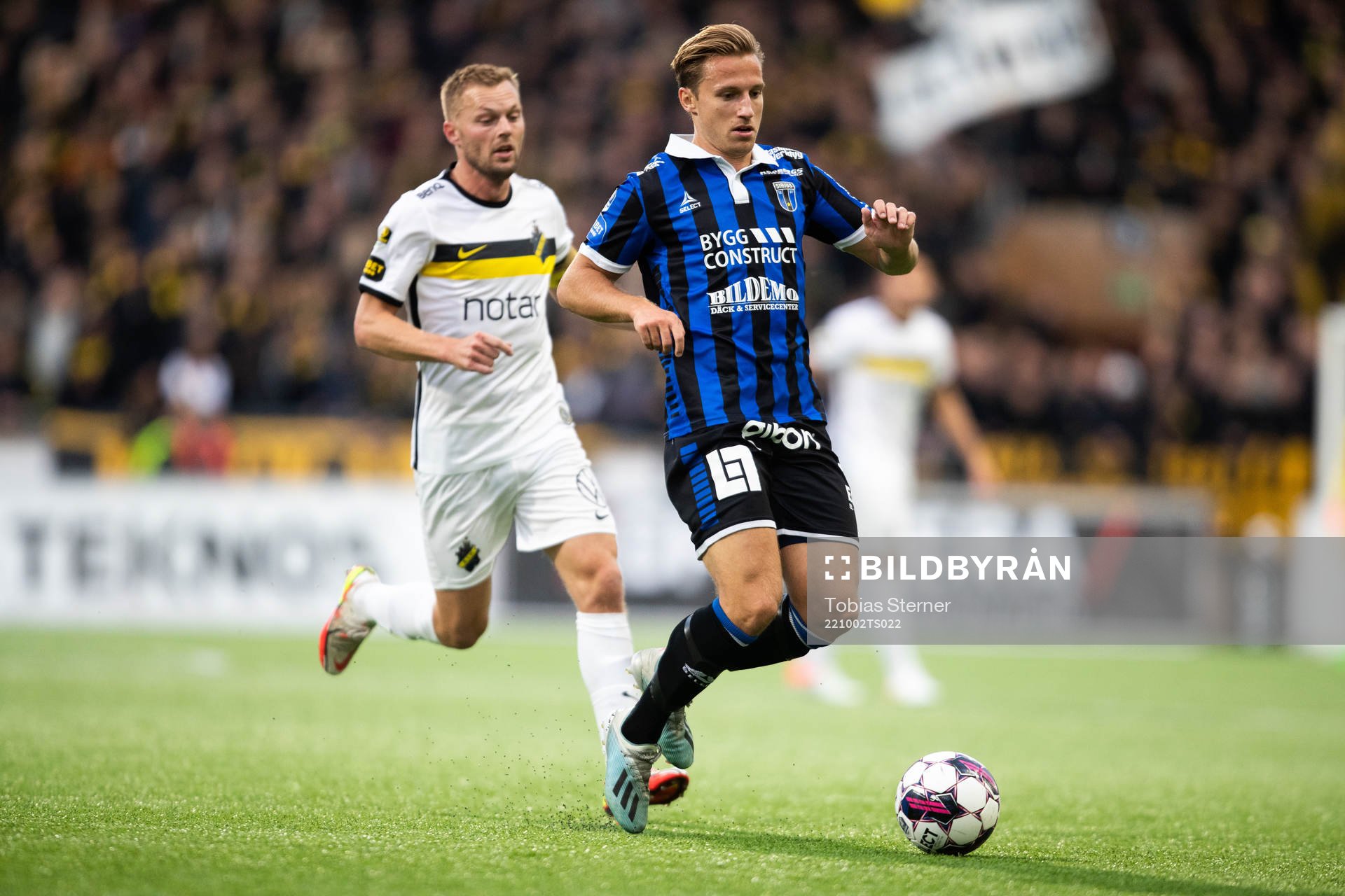 Sirius Daniel Stensson under fotbollsmatchen i Allsvenskan mellan Sirius och AIK den 2 oktober 2022 i Uppsala. 