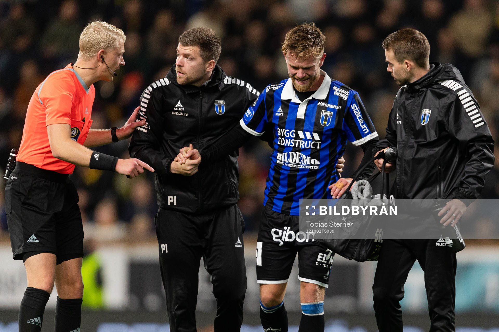 Sirius Dennis Widgren har ont