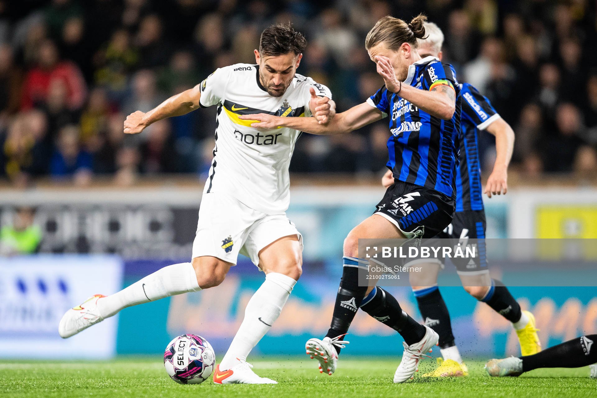 AIKs Sotirios Papagiannopoulos och Sirius Tim Björkström