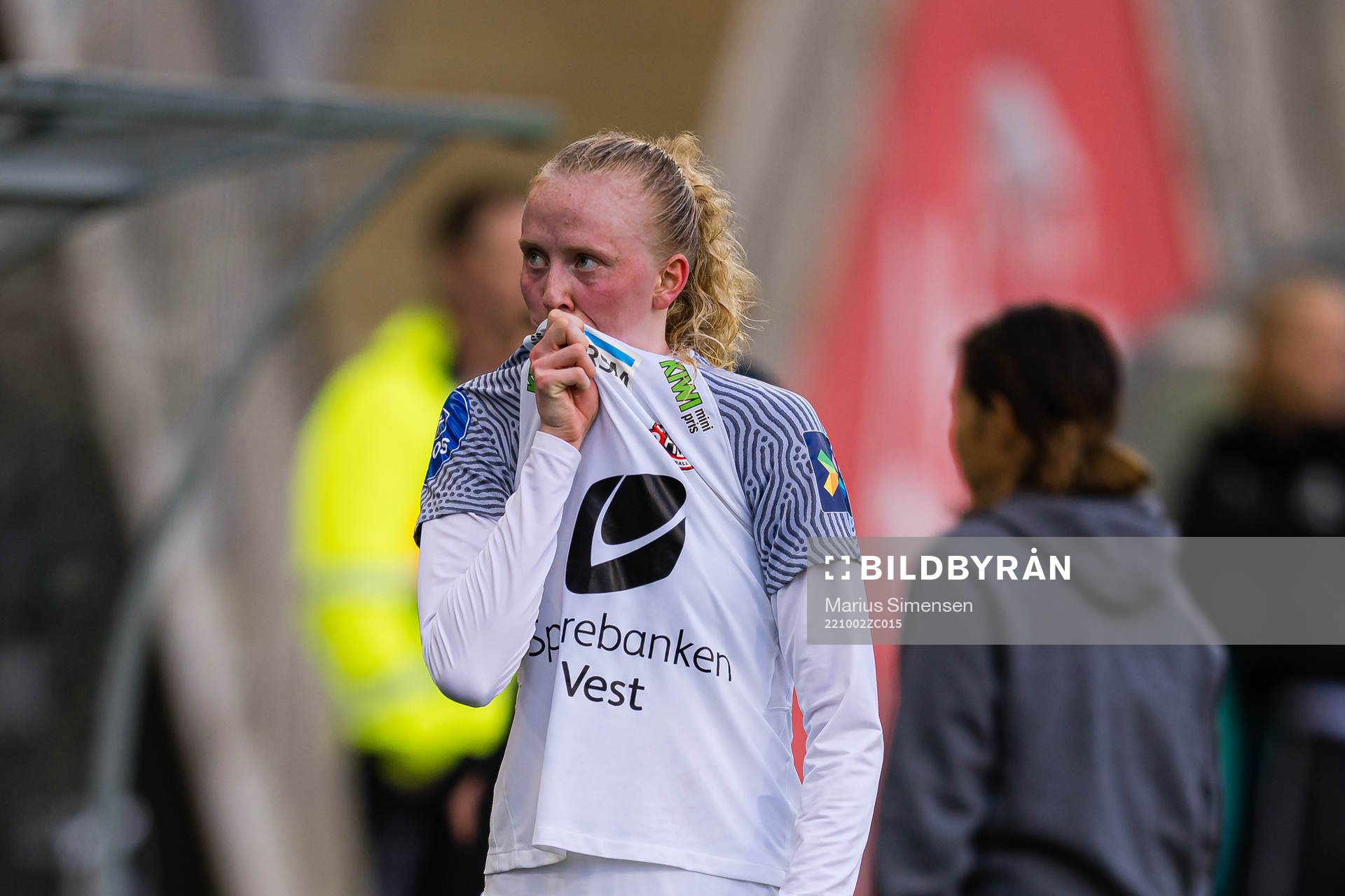 Tomine Svendheim of Arna-Bjørnar looks dejected