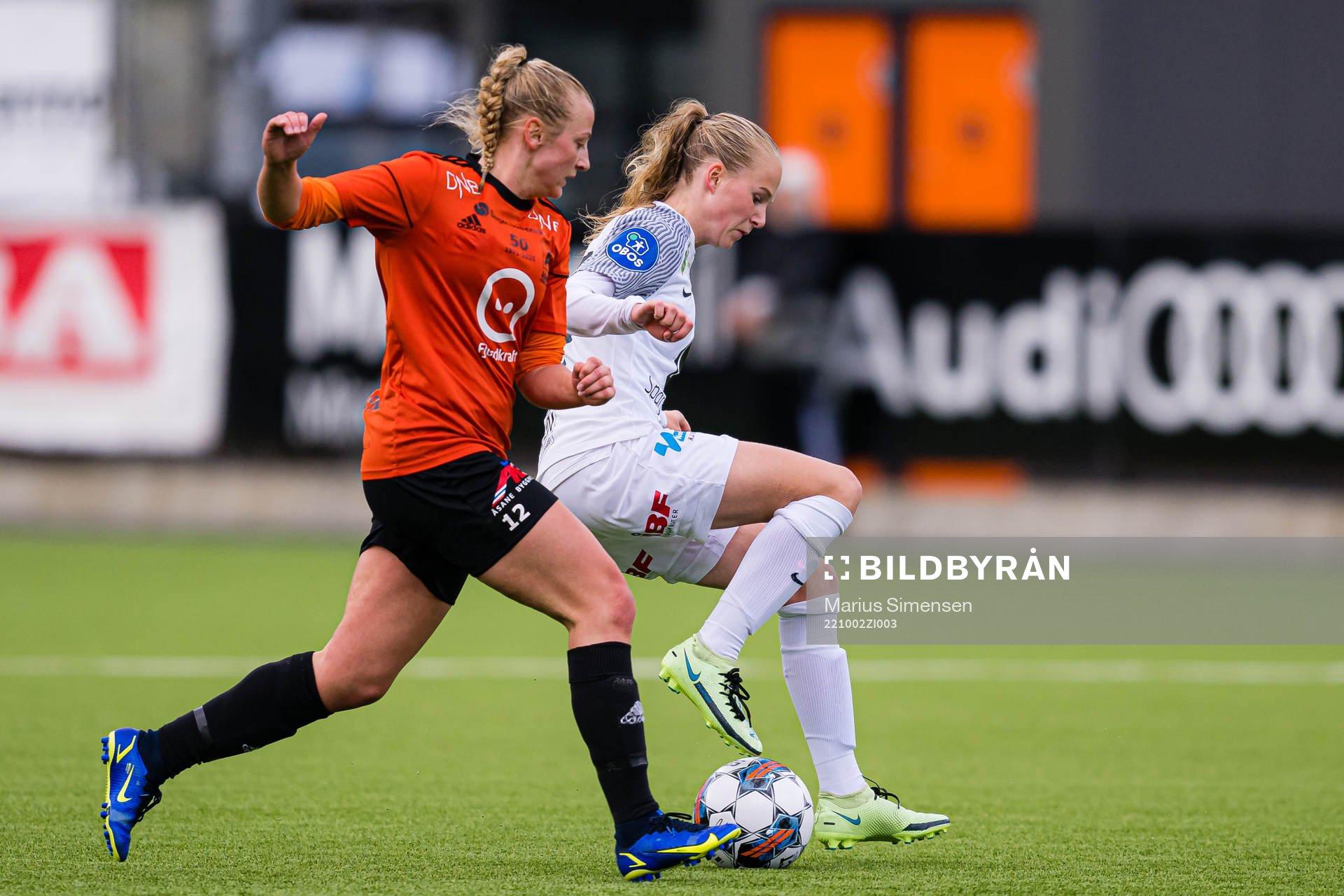 Alise Tvilde Evensen of Åsane and Linnea Sælen of