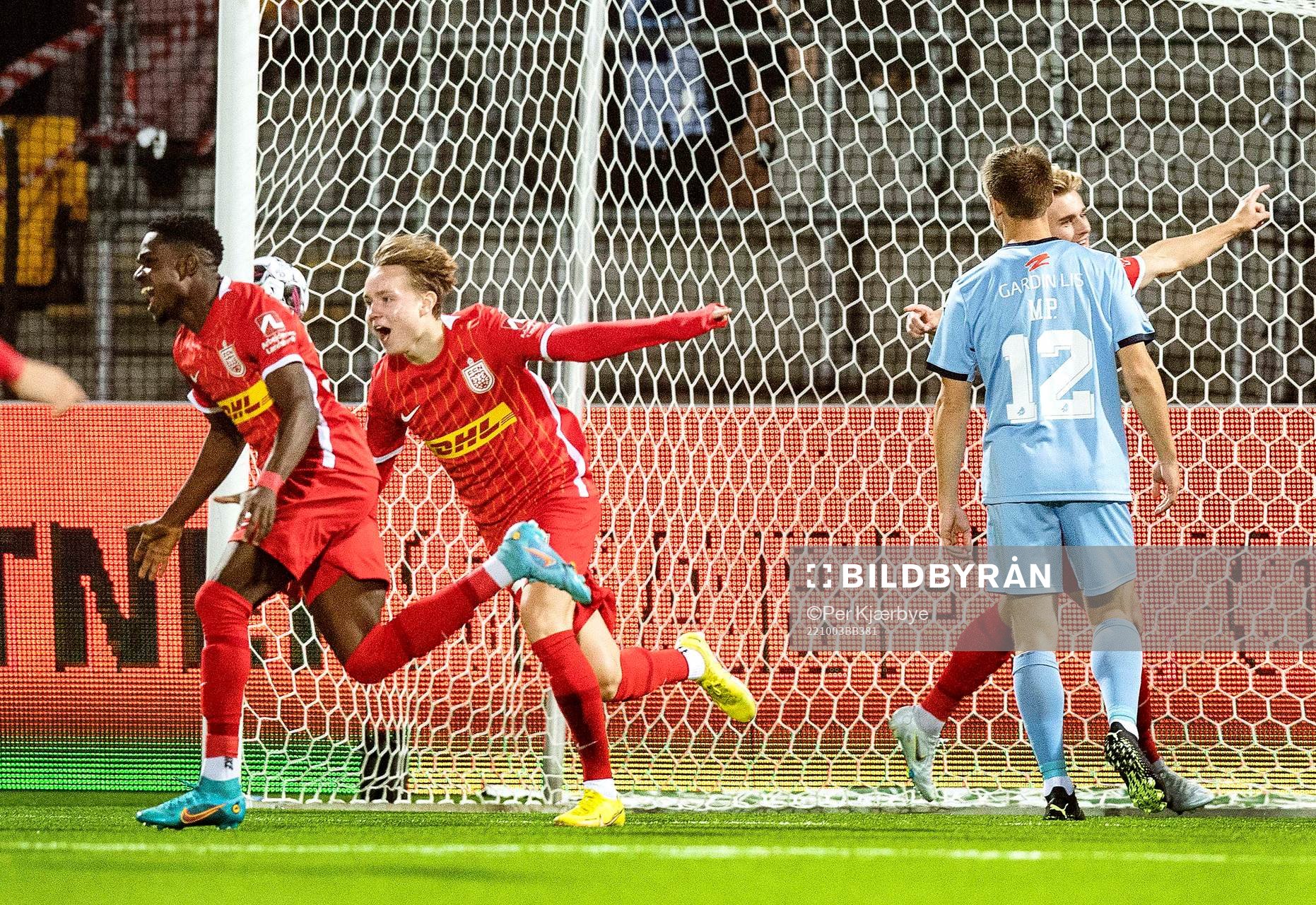 [DK=20221003: 1-0 målet sparket ind af Ernest Nuamah, FC