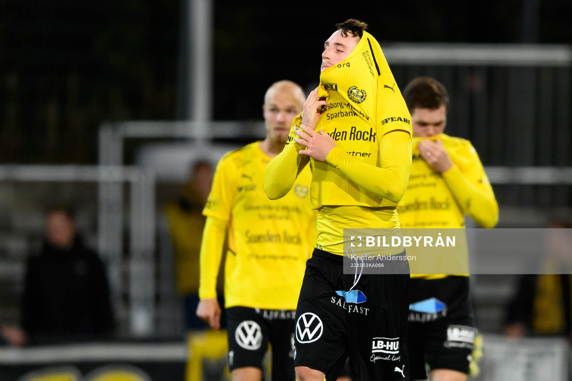 Mjällbys Noah Persson deppar