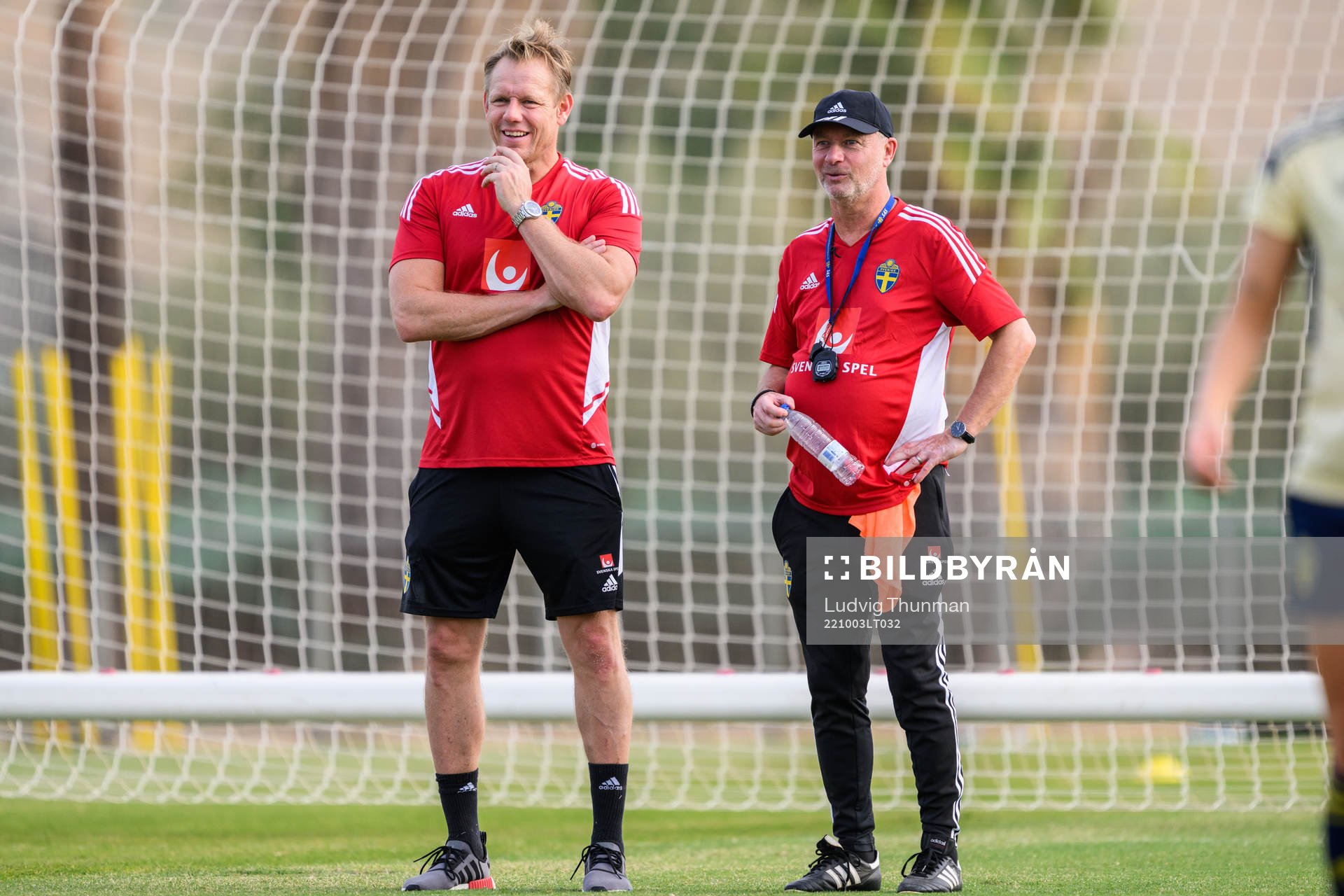 Stefan Dejemyr, head of security and Head coach Peter
