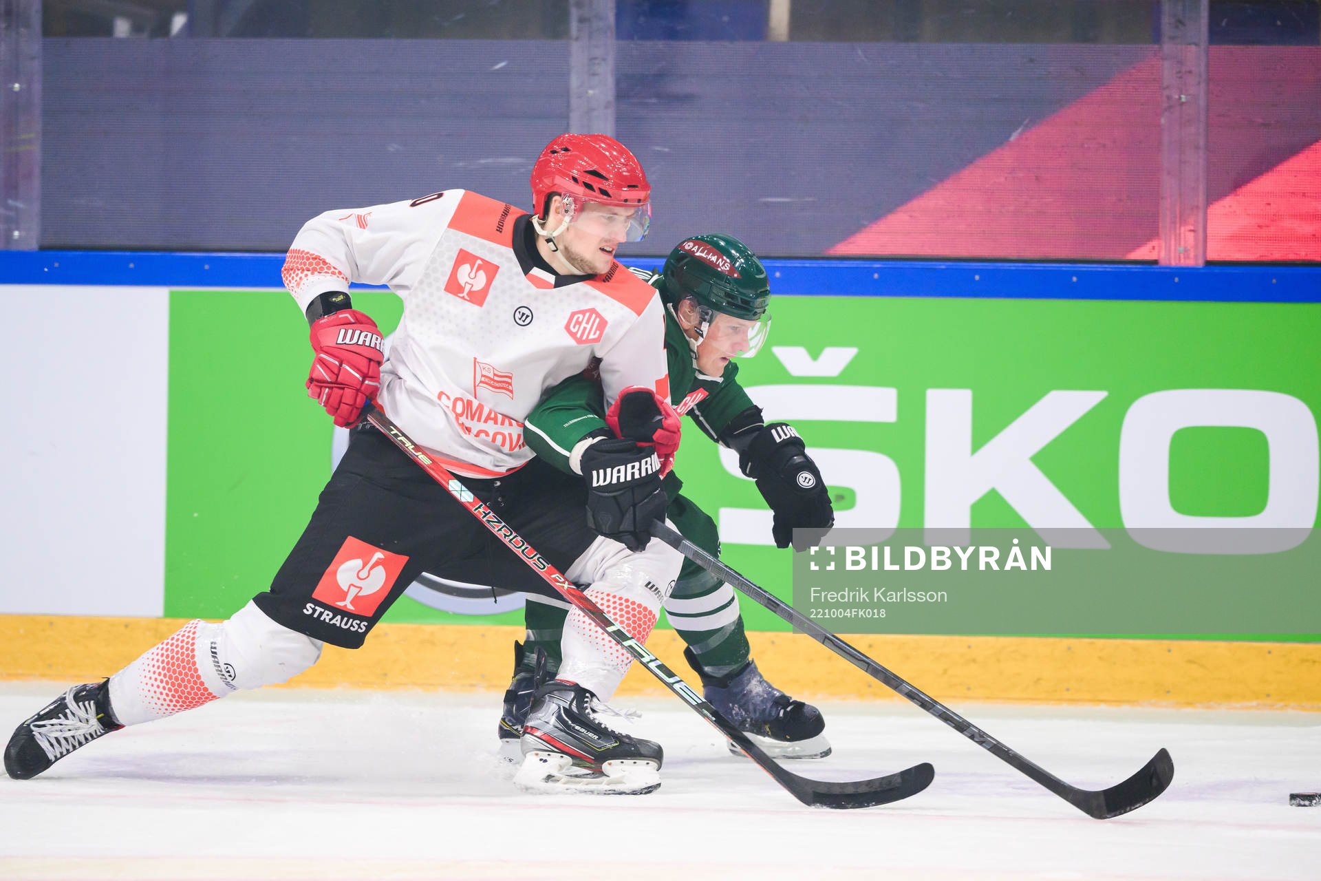 Robert Arrak of Cracovia and Patrik Lundh of Färjestad