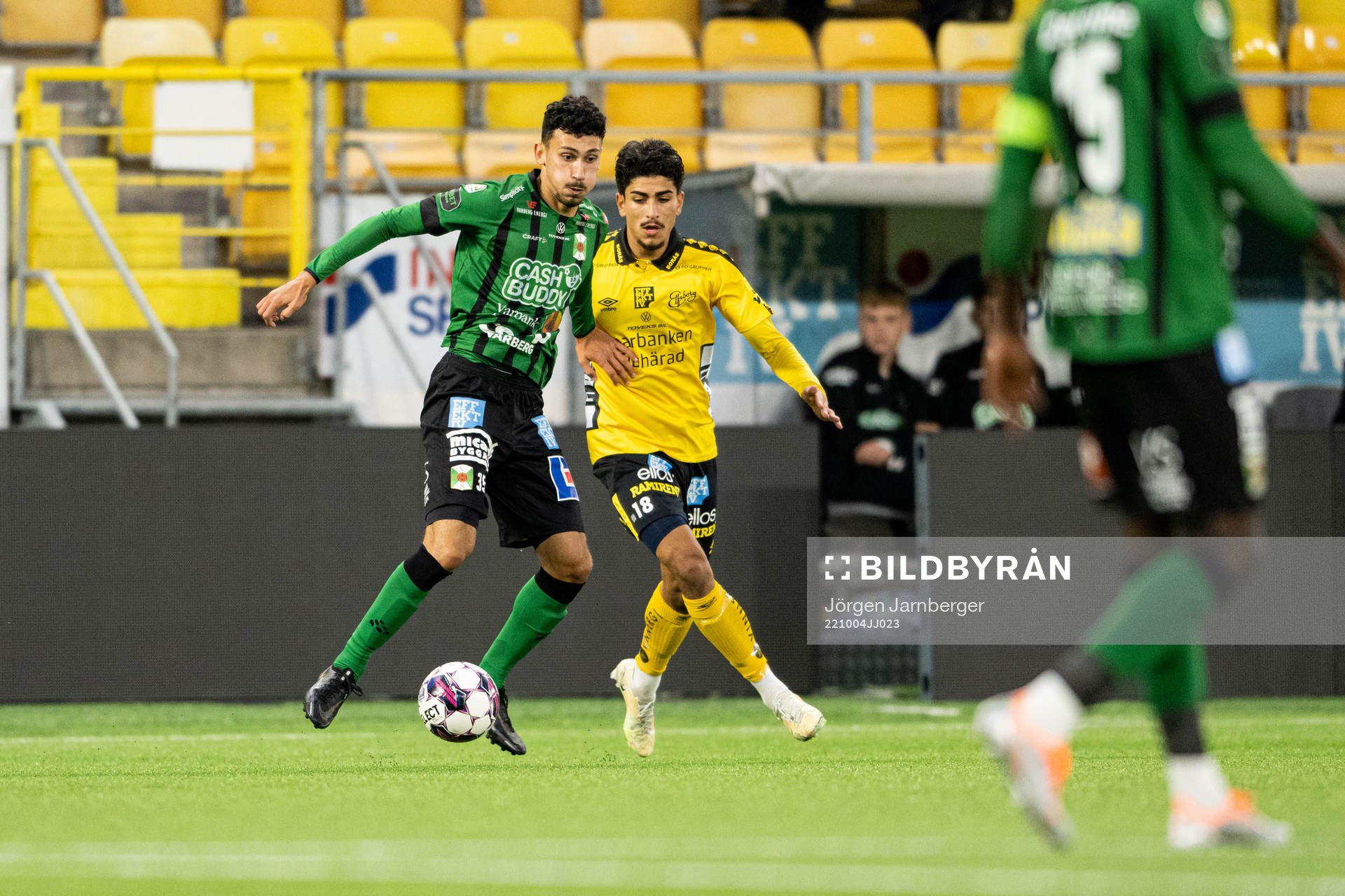 Varbergs Dion Krasniqi och Elfsborgs Ahmed Qasem