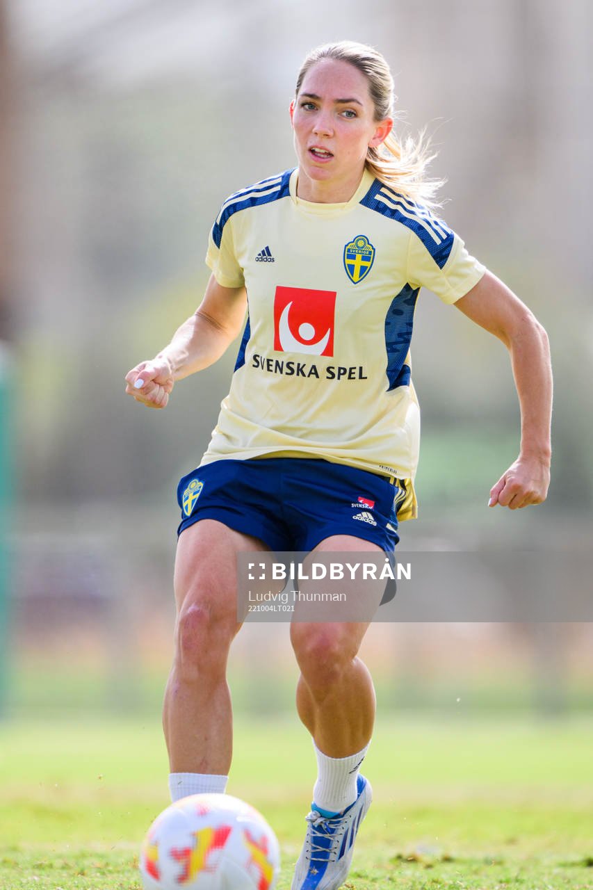 Elin Rubensson of the Swedish women's national football