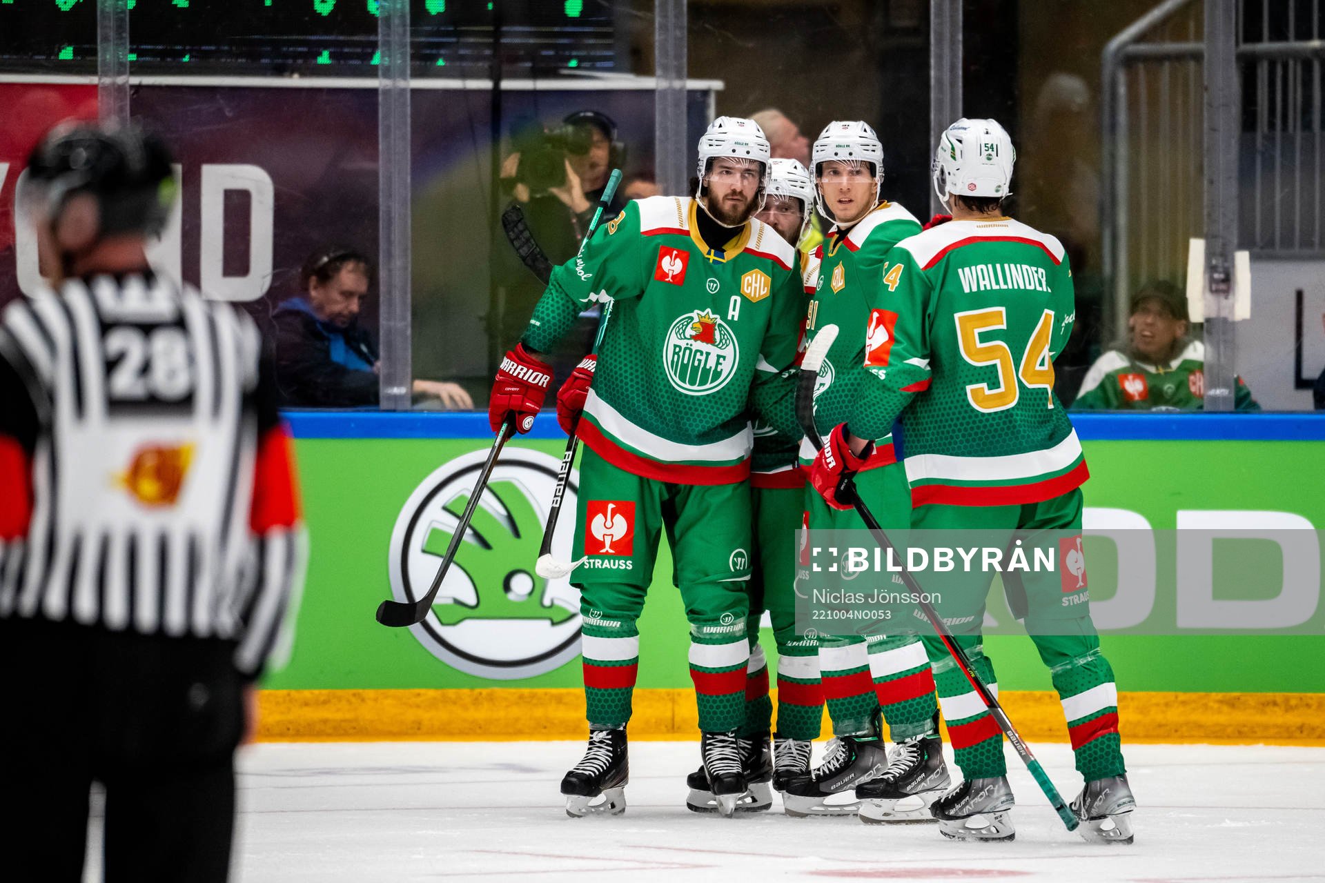 Dennis Everberg celebrates 2-0