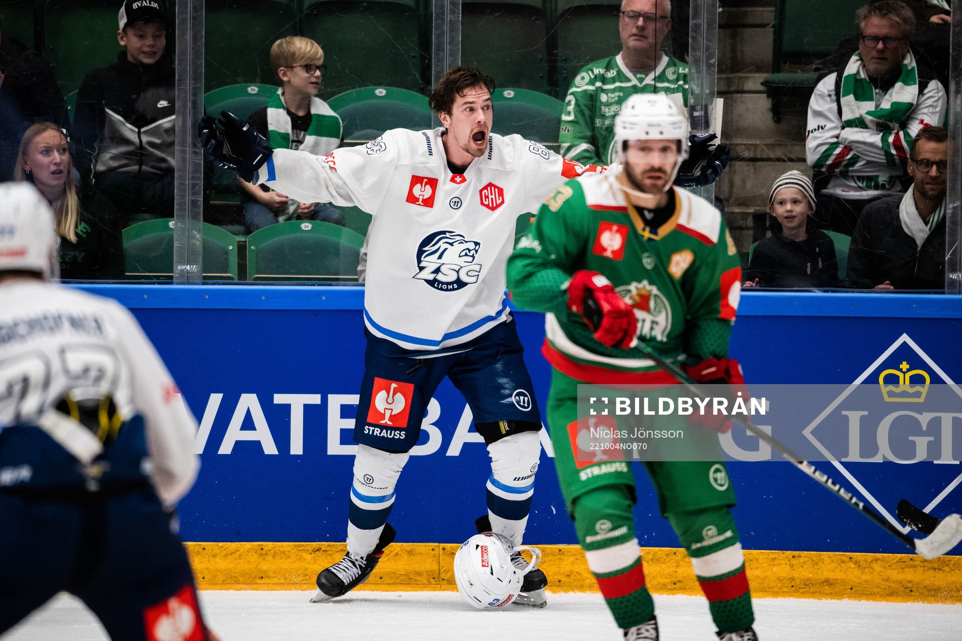 Juho Lammikko of ZSC Lions reacts