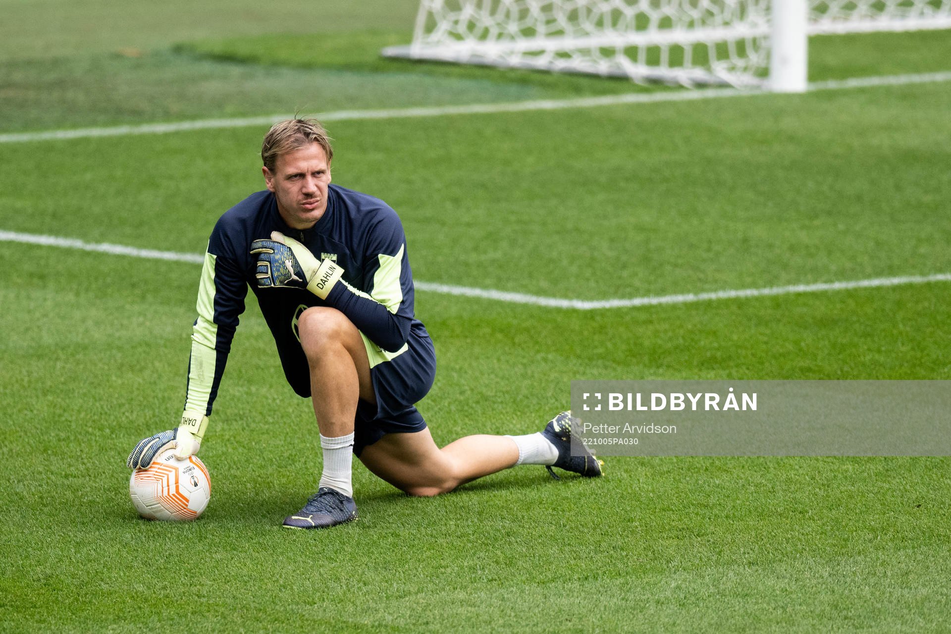 Goalkeeper Johan Dahlin during a training session with Malmö FF on October 5, 2022 in Malmö. 
