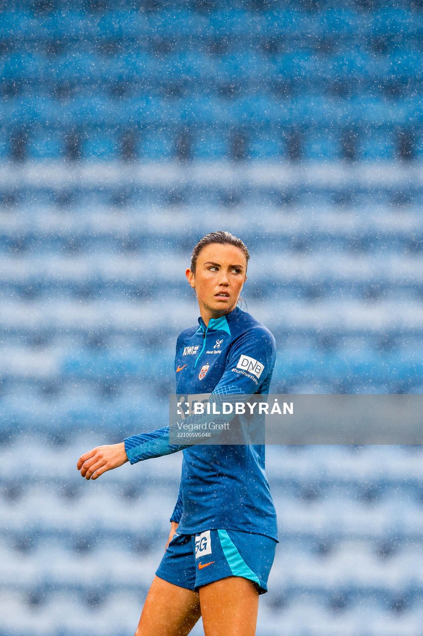 Ingrid Syrstad Engen of the Norwegian women's national football team during a training session on October 5, 2022 in Oslo. 