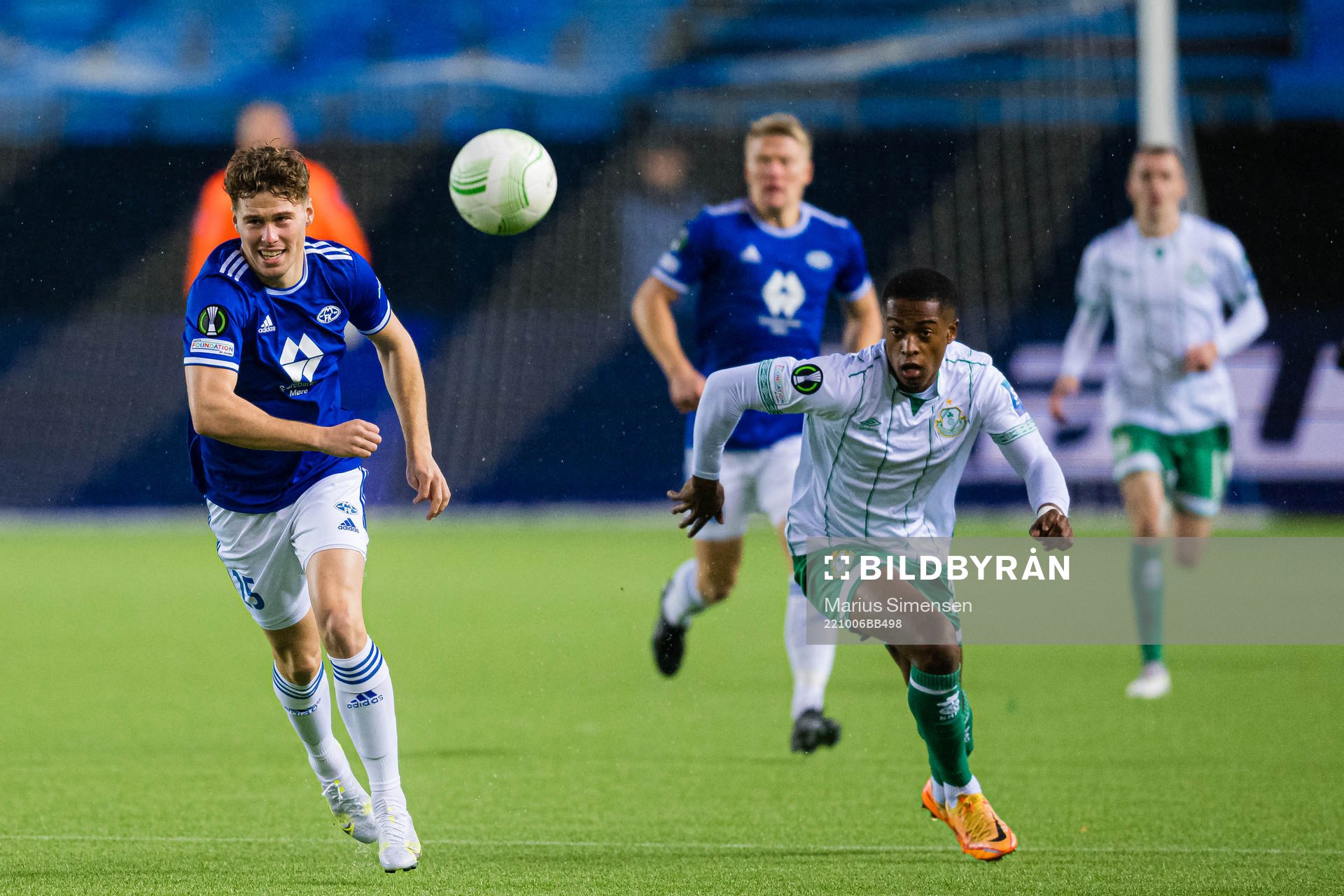 Emil Breivik of Molde and Aidomo Emakhu of Shamrock Rovers