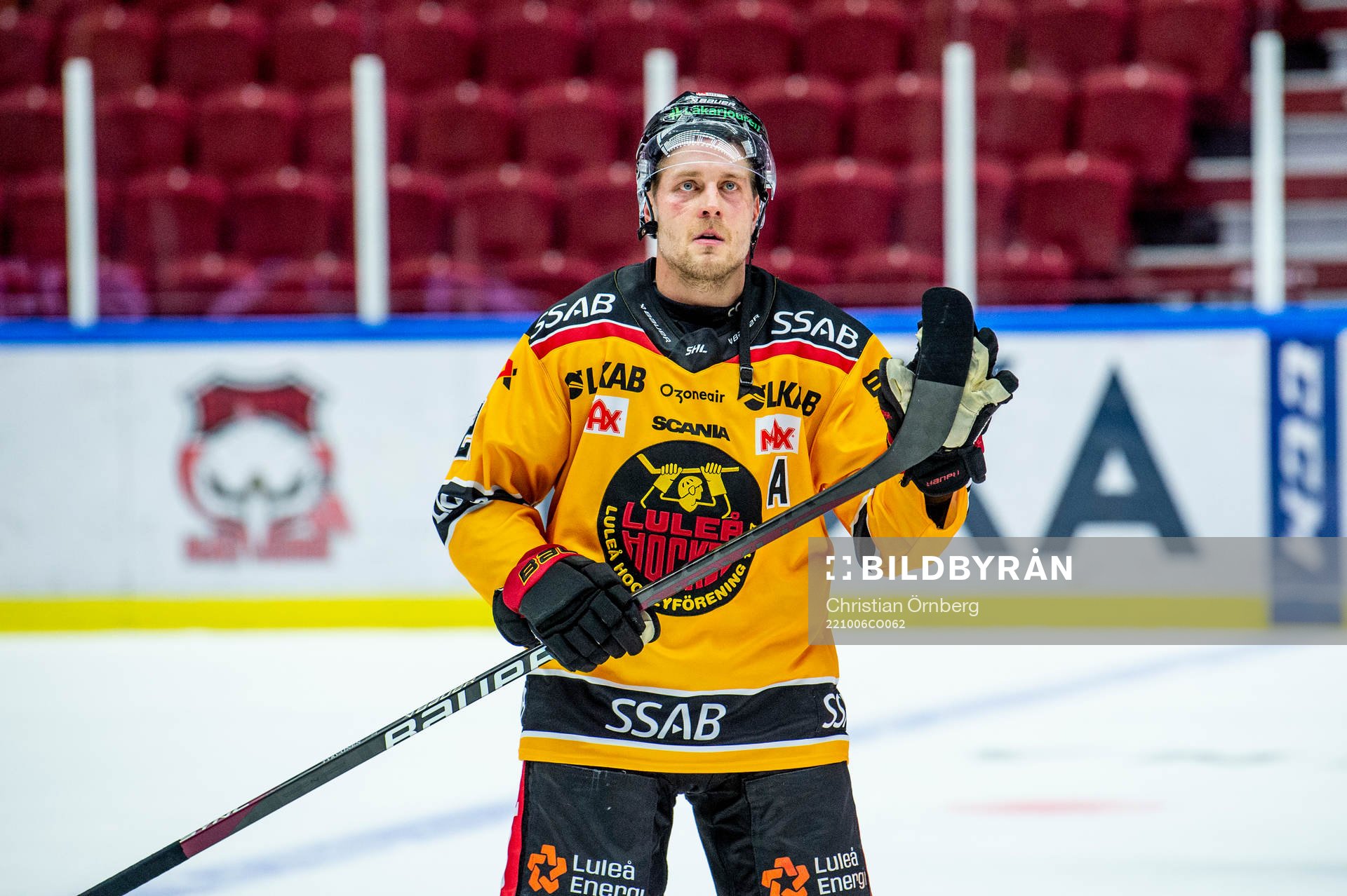 Luleås Juhani Tyrväinen jublar