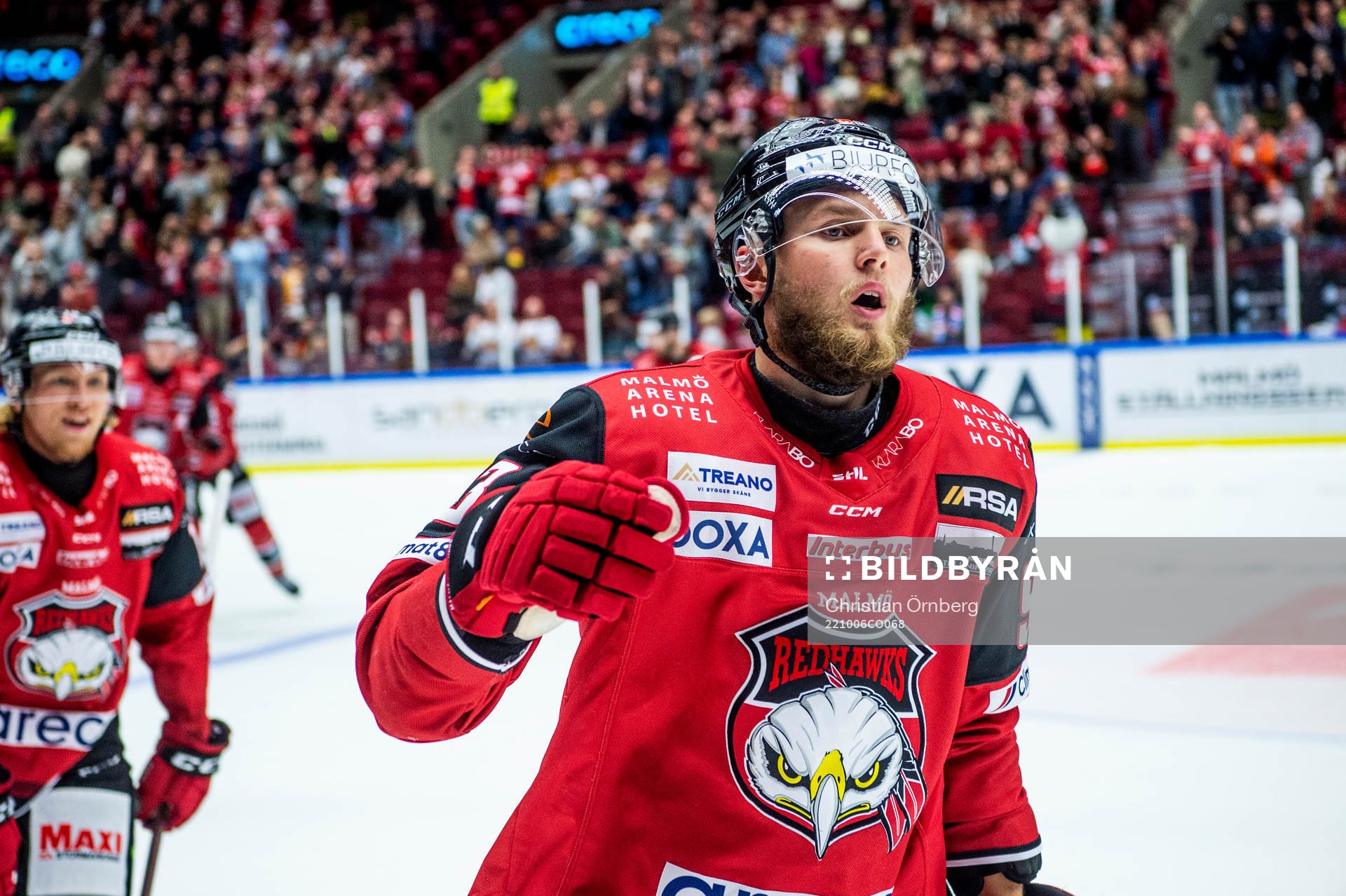 Malmö Redhawks Kristian Vesalainen jublar