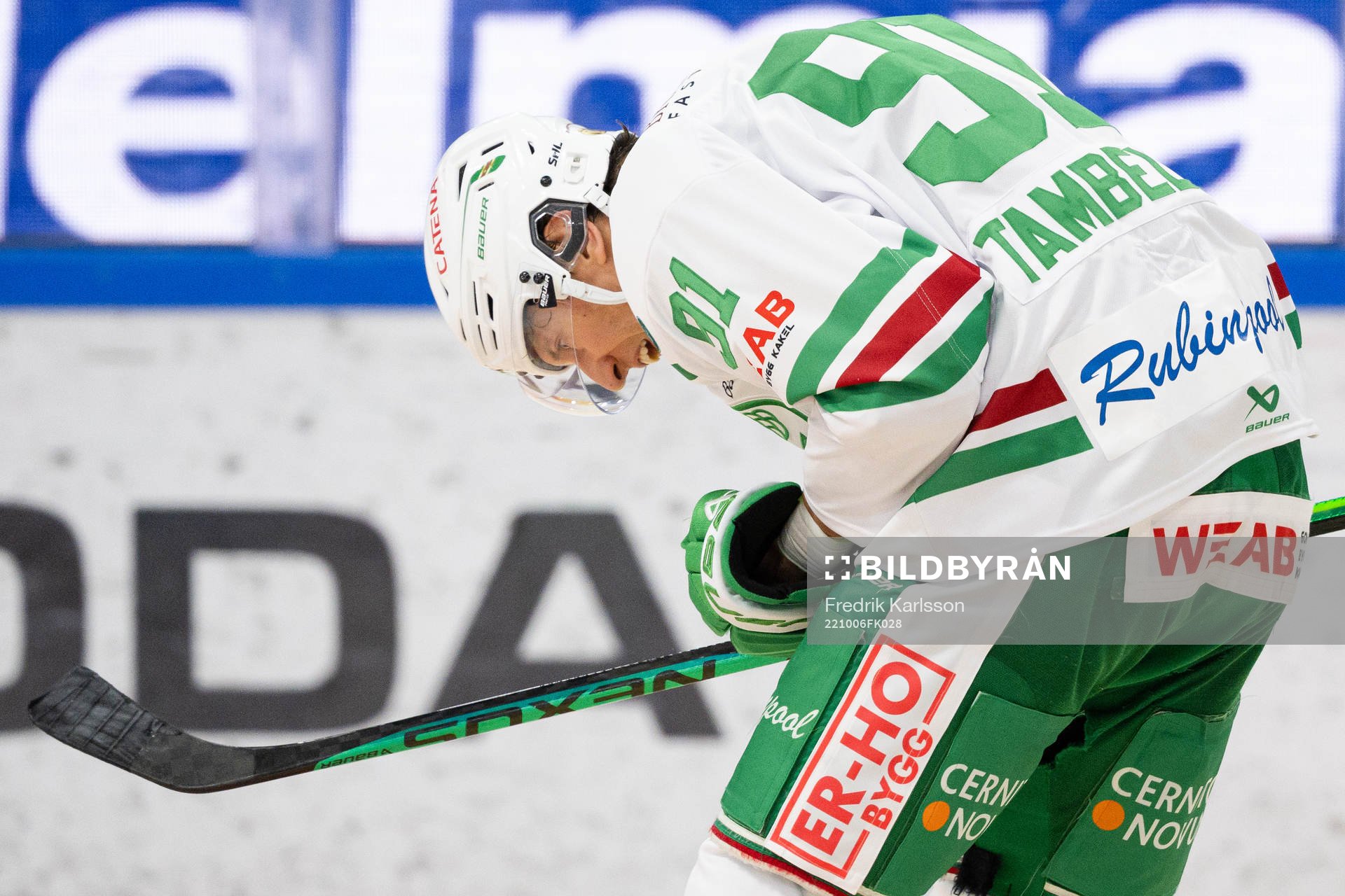 Rögles Adam Tambellini jublar