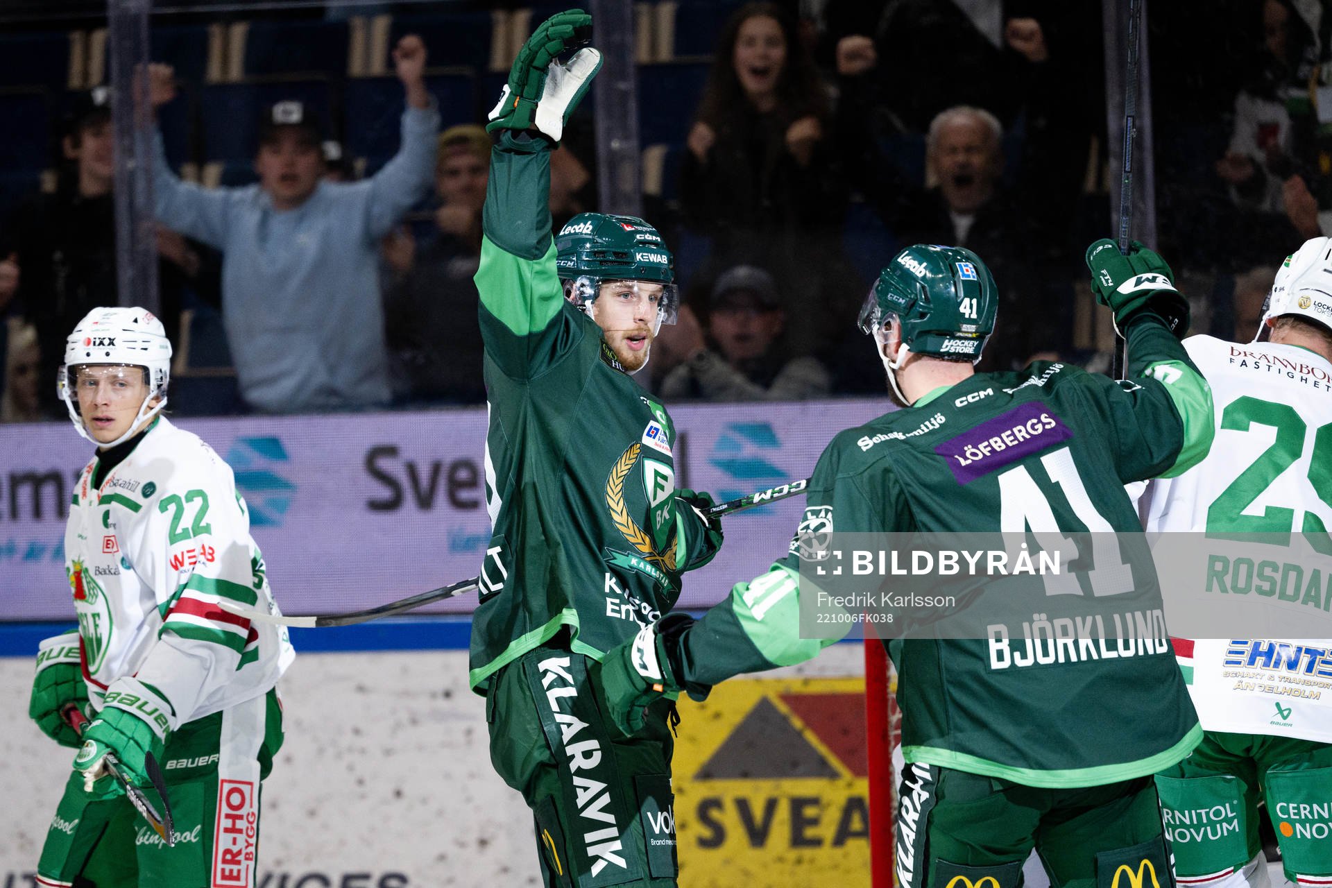 Färjestads Marcus Westfält jublar